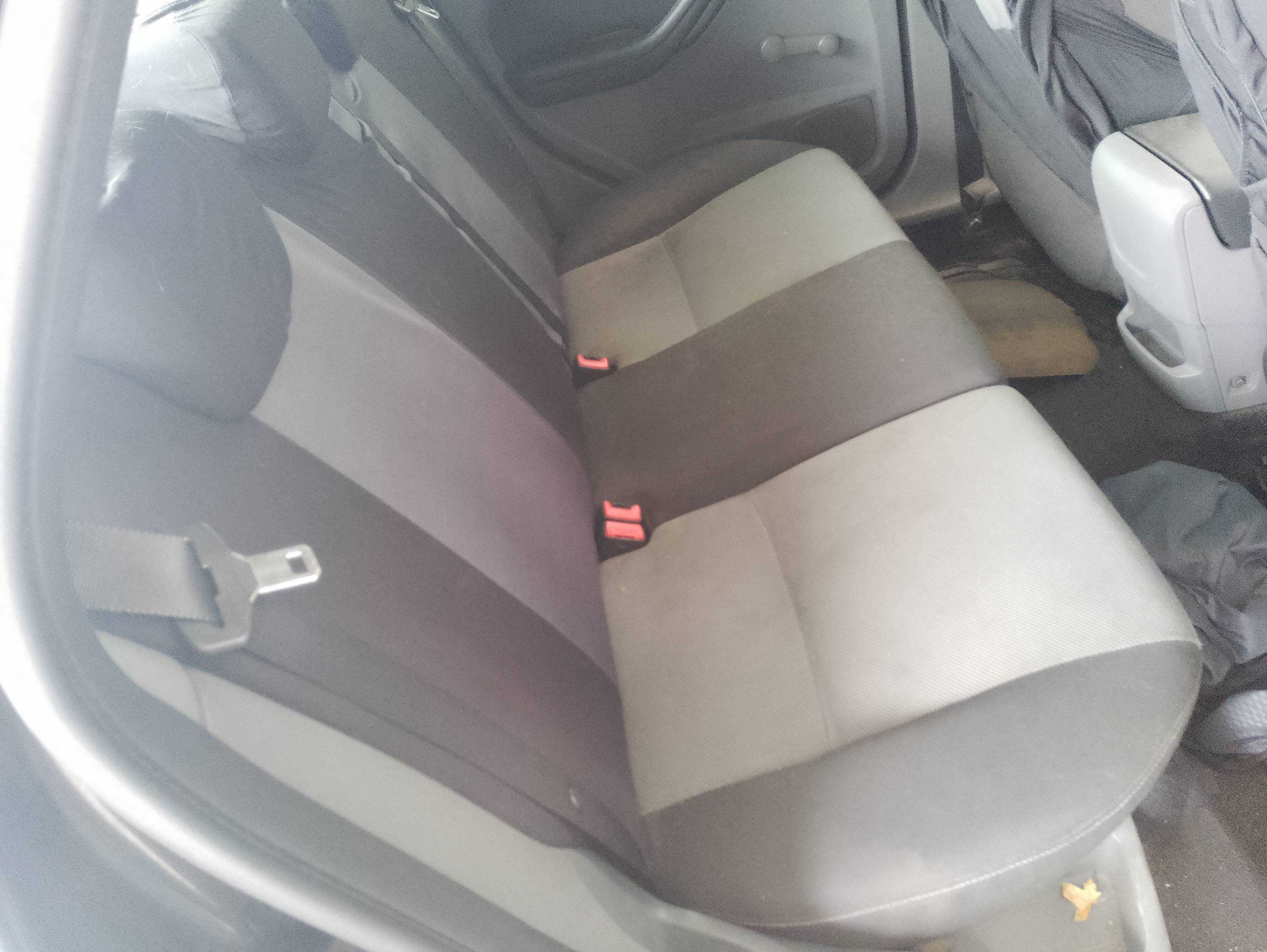 Recambio de asientos traseros para ford focus berlina (cap) ambiente (d) referencia OEM IAM   
