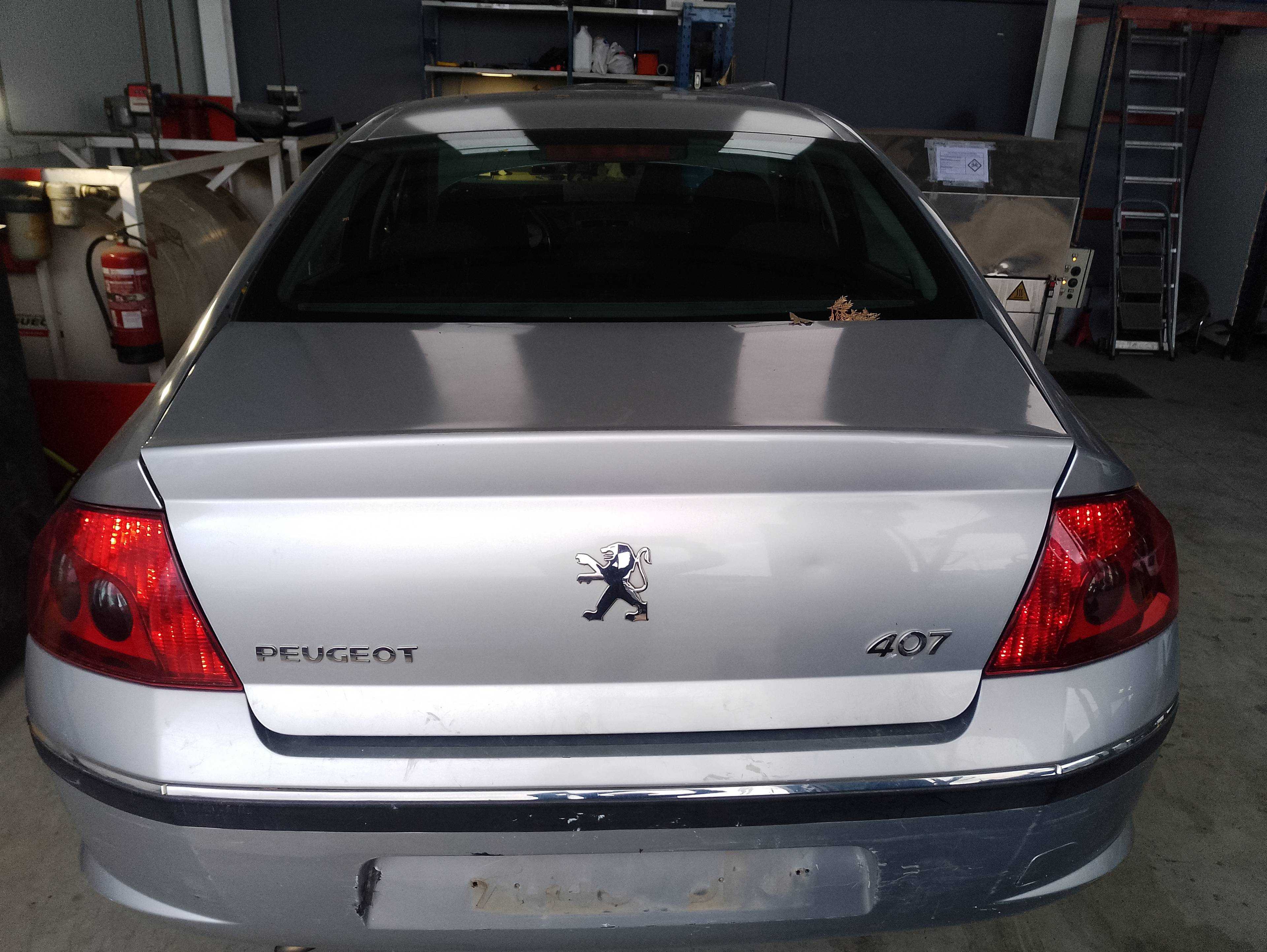 Recambio de tapa maletero para peugeot 407 st confort referencia OEM IAM   