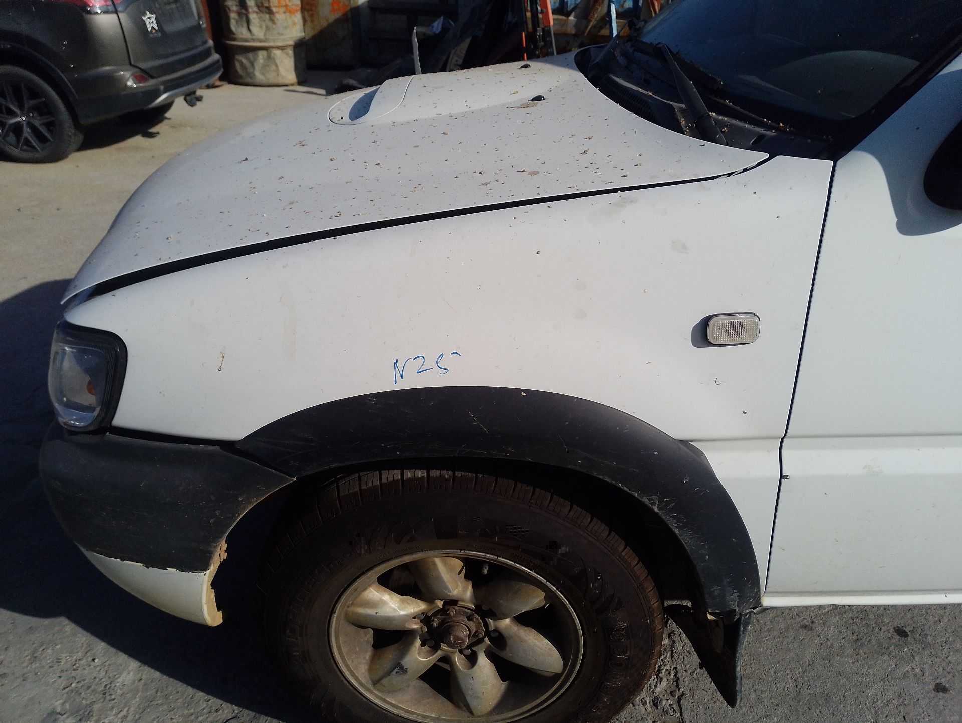 Recambio de aleta delantera izquierda para nissan terrano ii (r20) 2.7 tdi 4wd referencia OEM IAM 631011F931  