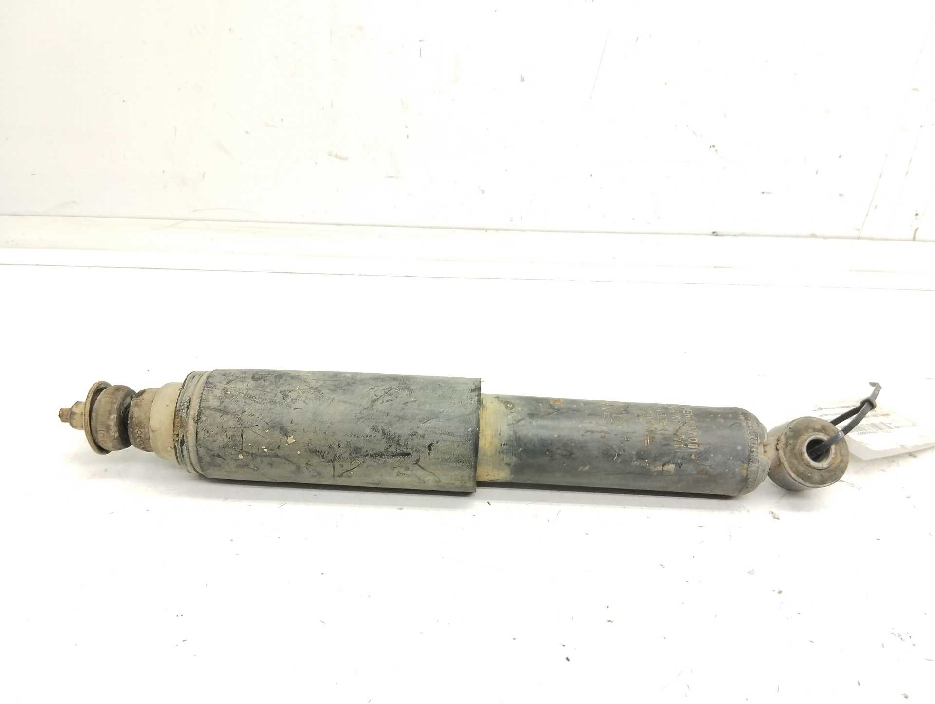 Recambio de amortiguador delantero derecho para nissan terrano/terrano.ii (r20) avenue referencia OEM IAM 561102X810  