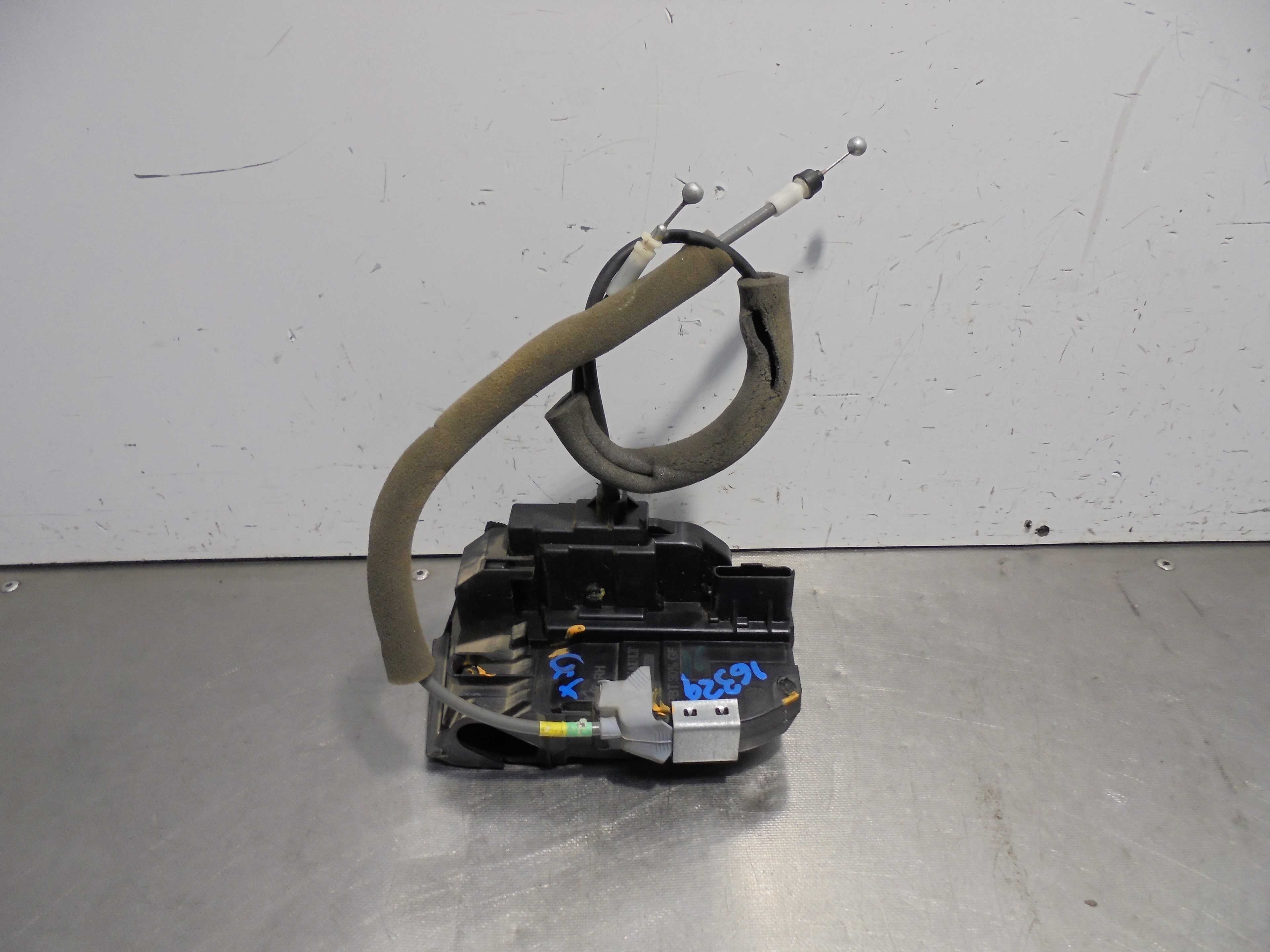 Recambio de cerradura puerta trasera derecha para nissan juke (f15) 1.6 cat referencia OEM IAM  ELECTRICA 5 PUERTAS 