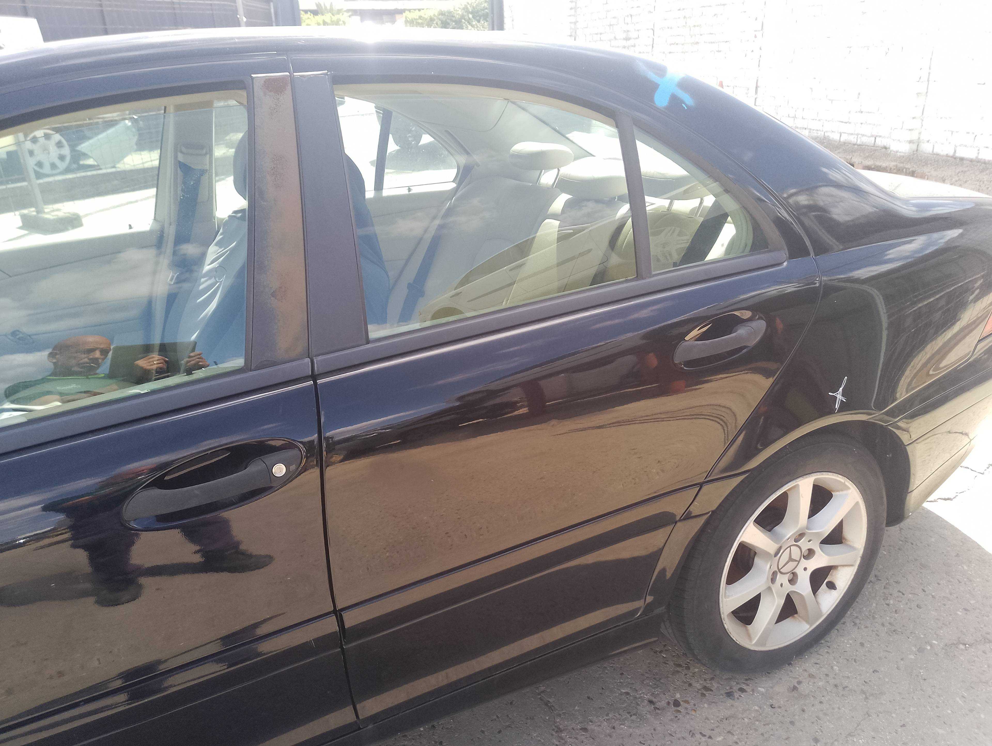 Recambio de puerta trasera izquierda para mercedes-benz clase c (w203) berlina 200 cdi (203.004) referencia OEM IAM   