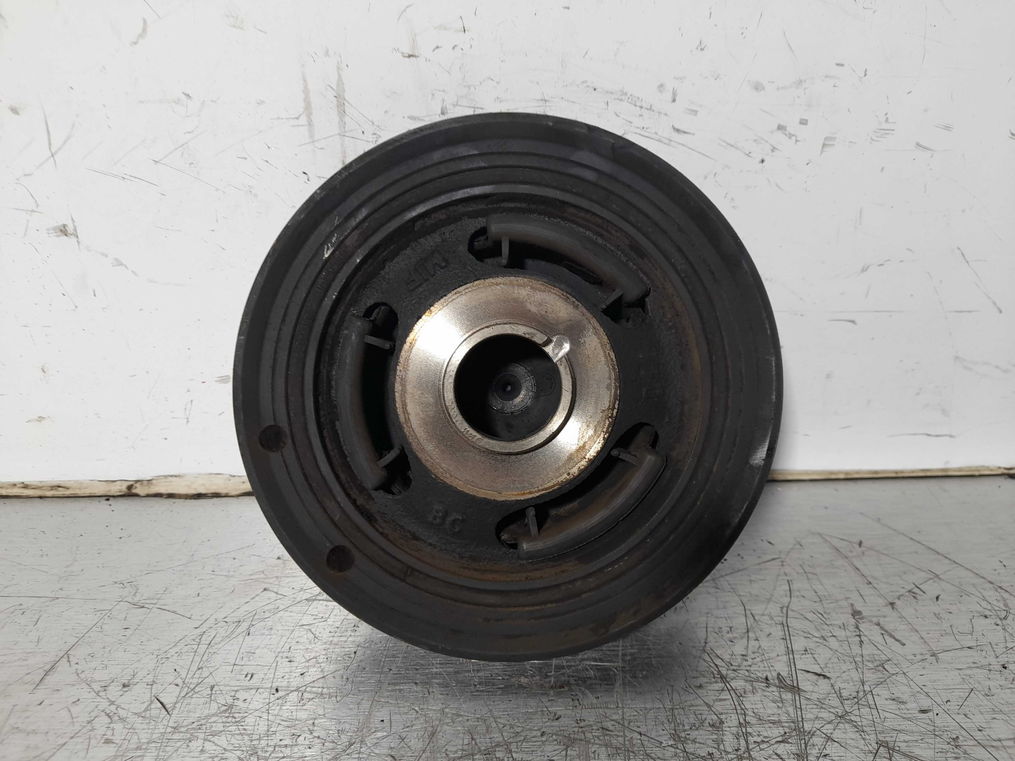 Recambio de polea cigueñal para ford c-max titanium referencia OEM IAM  1690296 