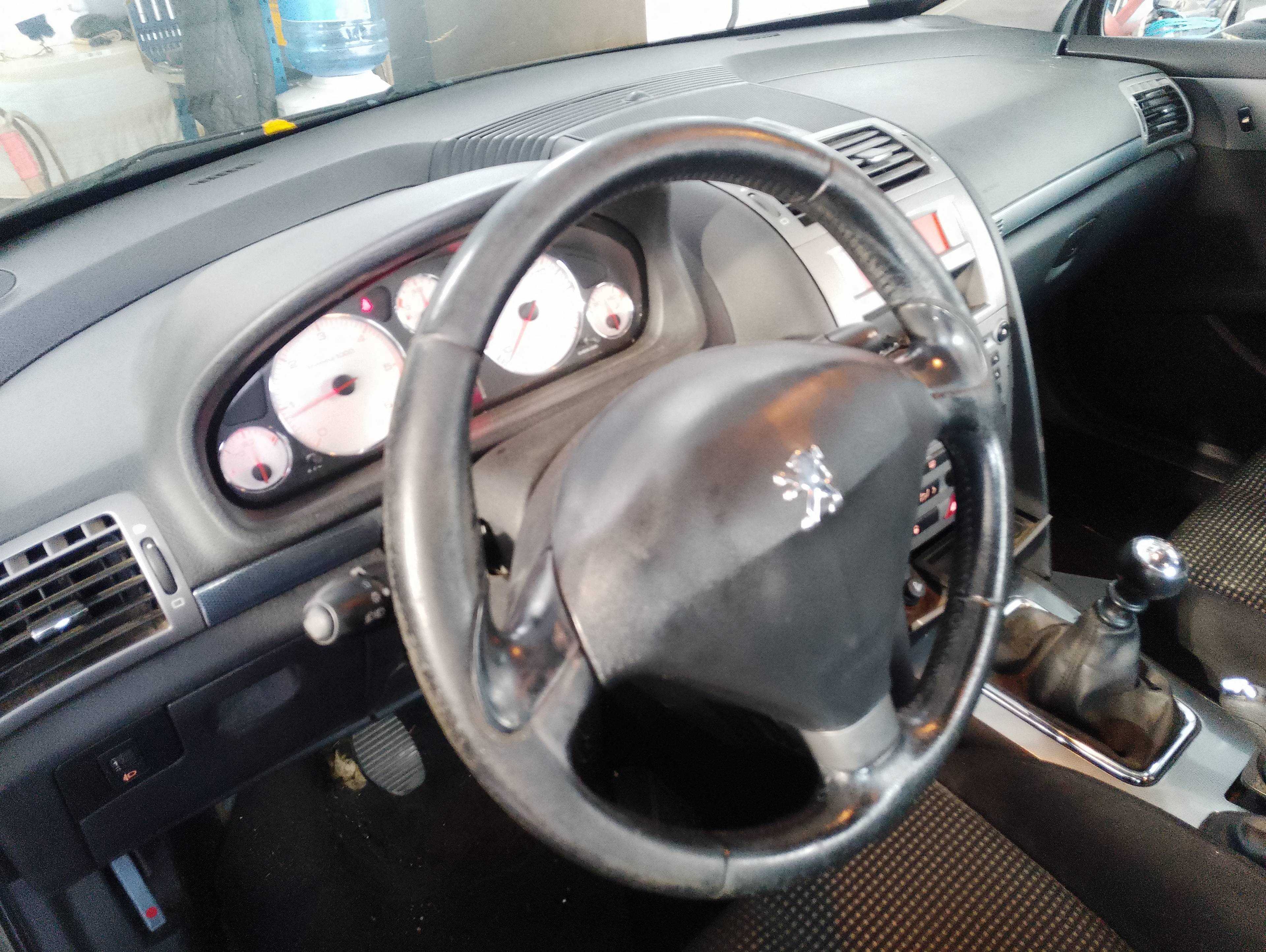 Recambio de volante para peugeot 407 st confort referencia OEM IAM   