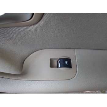 Recambio de mando elevalunas delantero derecho para audi a4 berlina (8e) 2.0 tdi 16v (103kw) referencia OEM IAM   