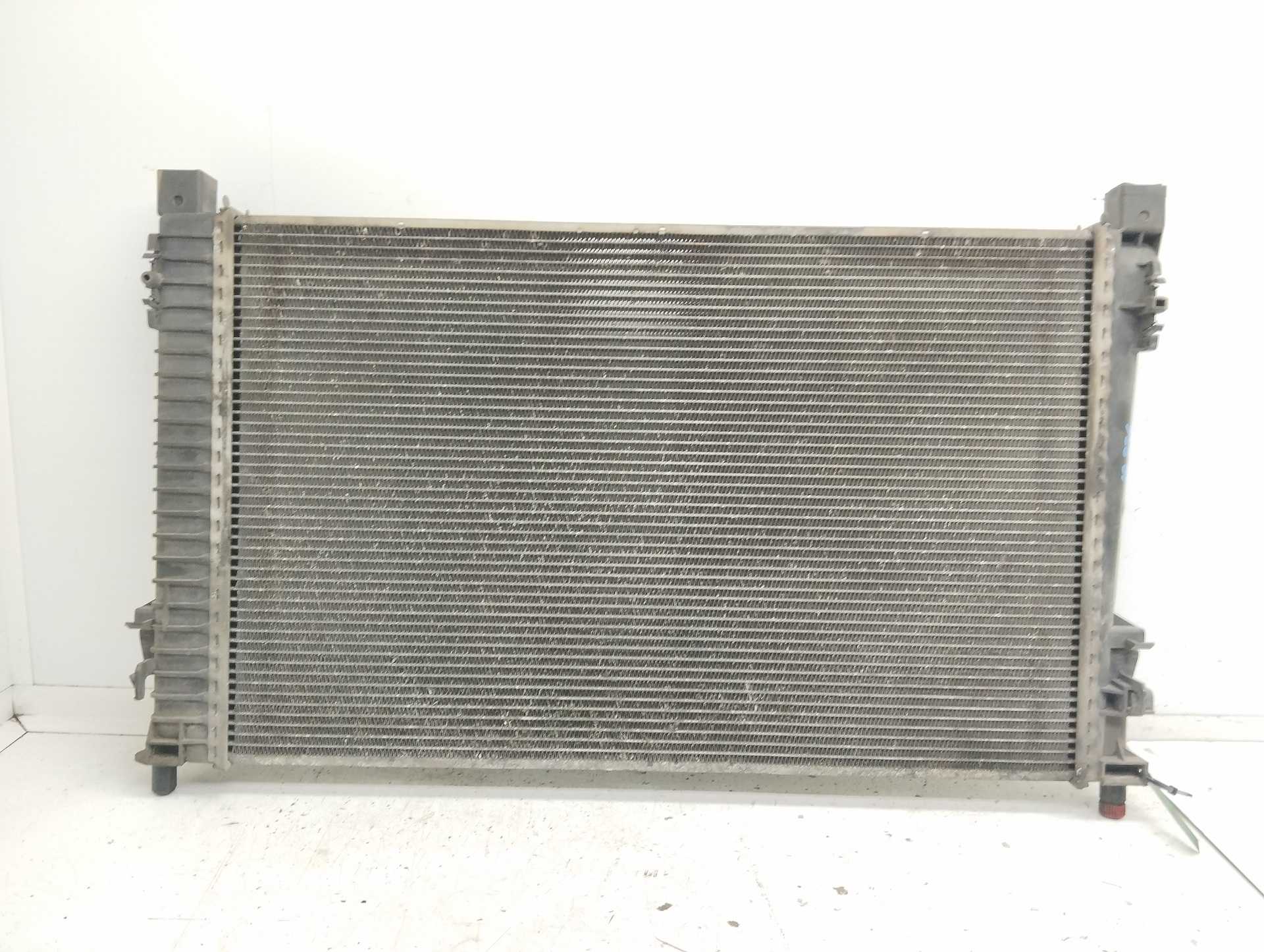 Recambio de radiador agua para mercedes-benz clase c (w203) berlina 200 cdi (203.004) referencia OEM IAM A2035000603  