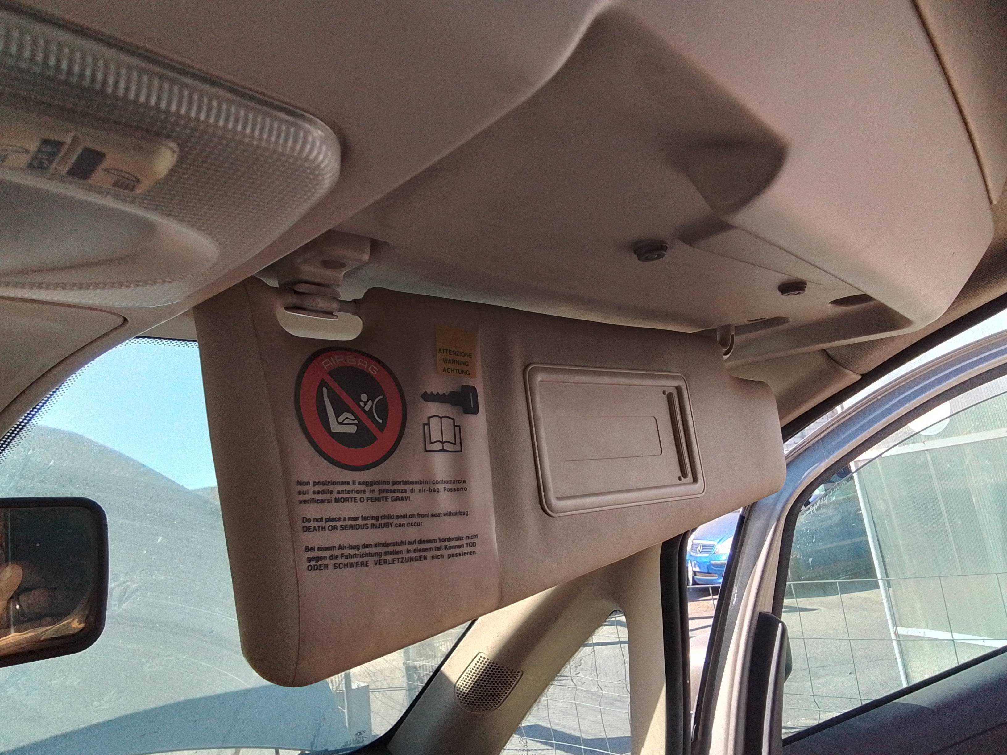 Recambio de parasol derecho para lancia musa (184) 1.9 jtd cat referencia OEM IAM   