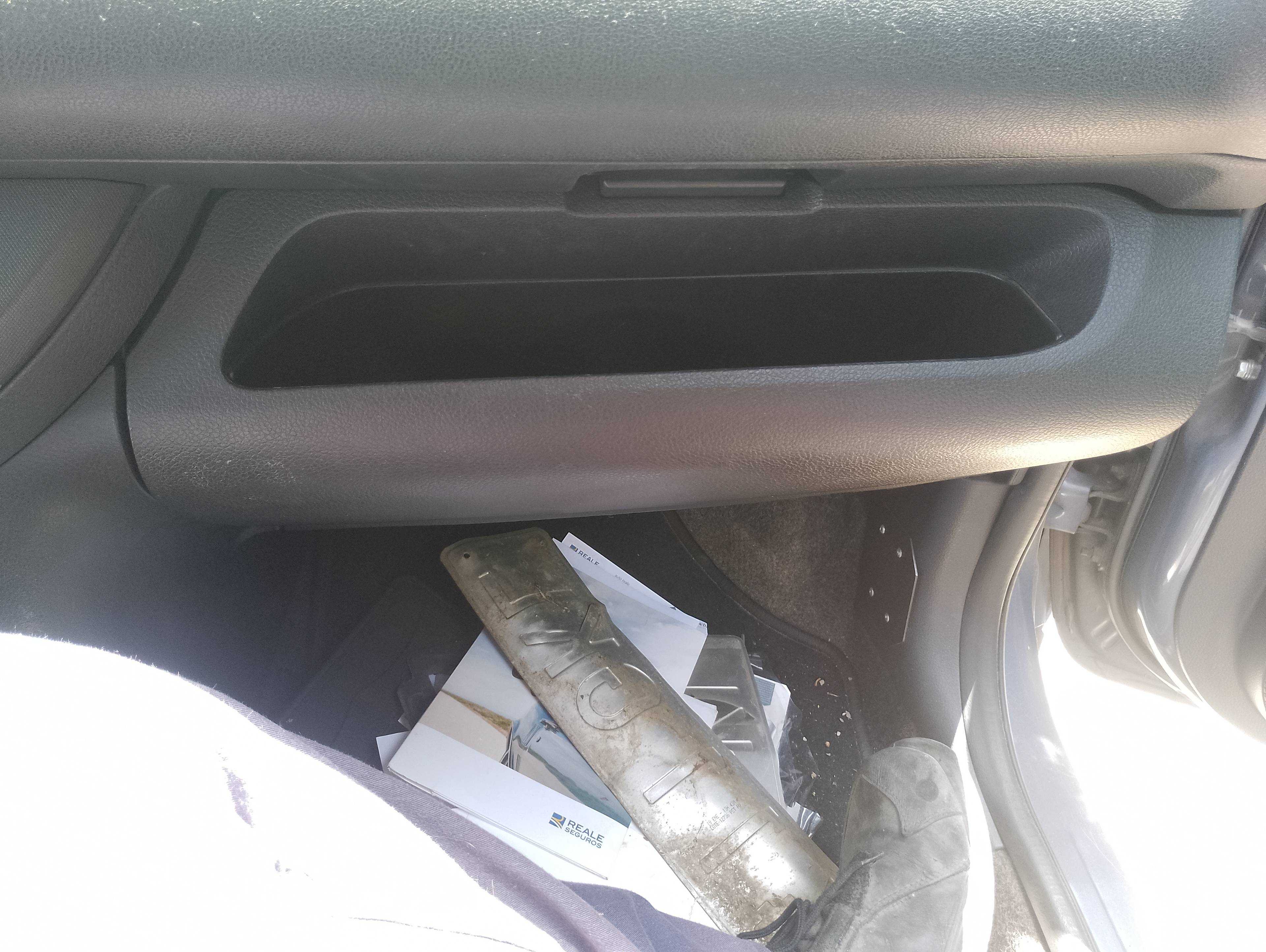 Recambio de guantera para nissan note (e11e) acenta referencia OEM IAM   