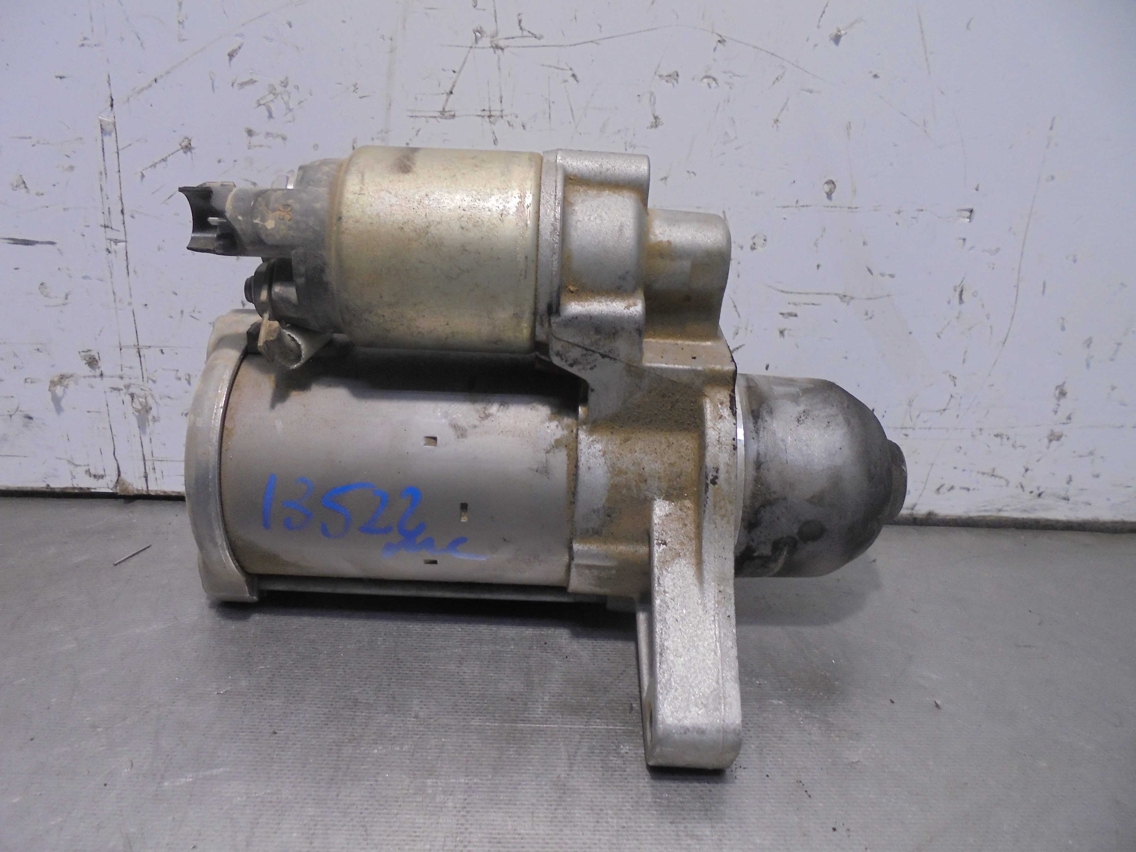 Recambio de motores de arranque para jeep renegade 1.0 t-gdi cat referencia OEM IAM 51975679 BOSCH MOPAR 
