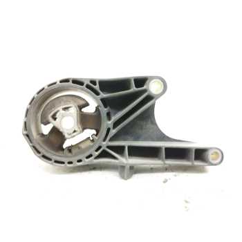 Recambio de soporte motor delantero para opel insignia berlina selective referencia OEM IAM 2300102  