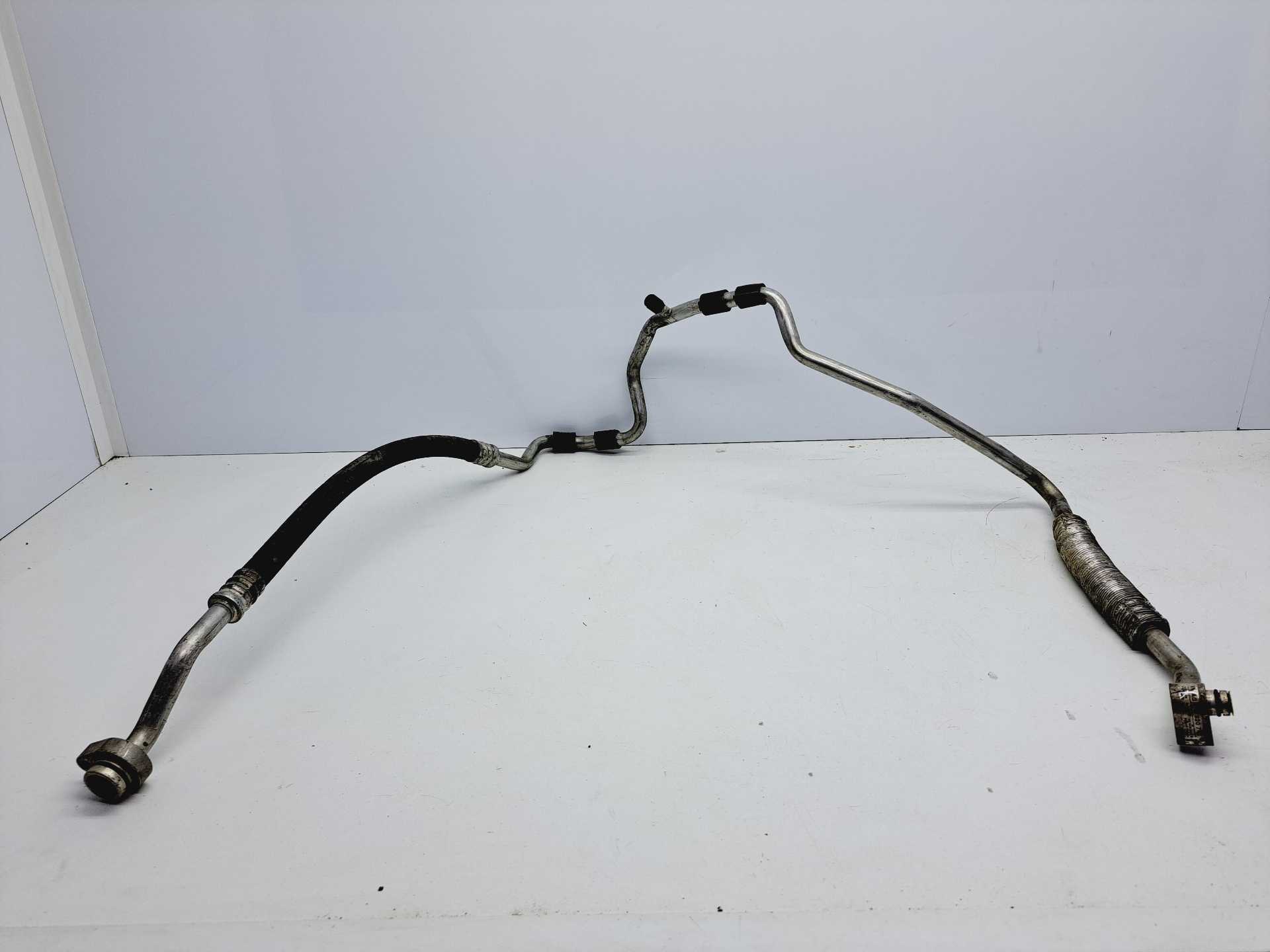 Recambio de tubos aire acondicionado para seat altea xl (5p5) 1.6 tdi referencia OEM IAM 1KO820743  
