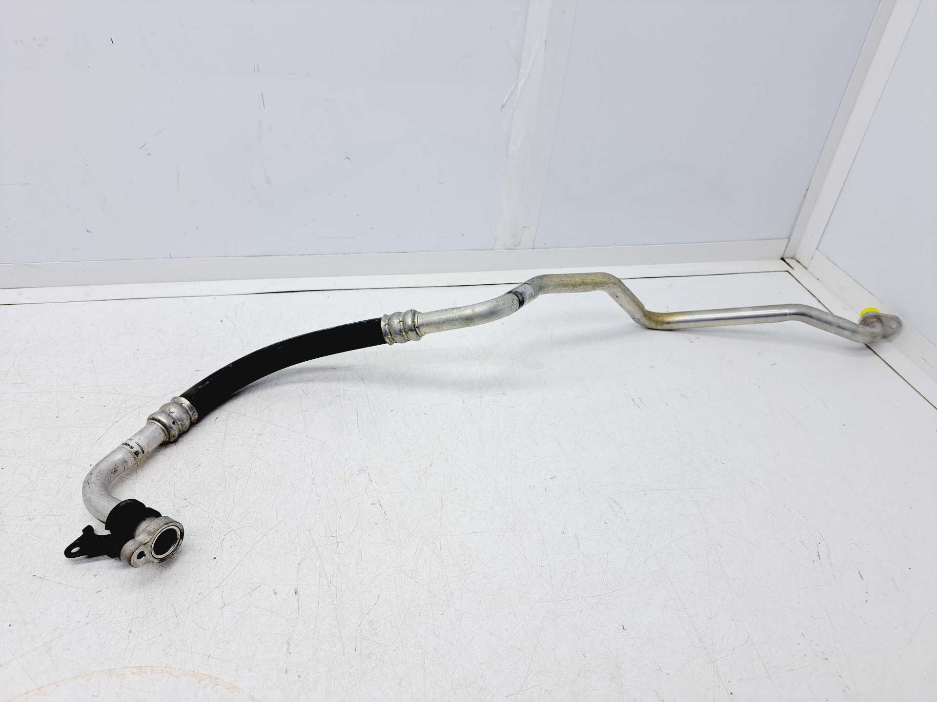 Recambio de tubos aire acondicionado para renault fluence 1.5 dci diesel fap referencia OEM IAM 924807890R  