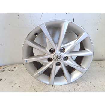 Recambio de llanta para toyota prius+ basis referencia OEM IAM R17  