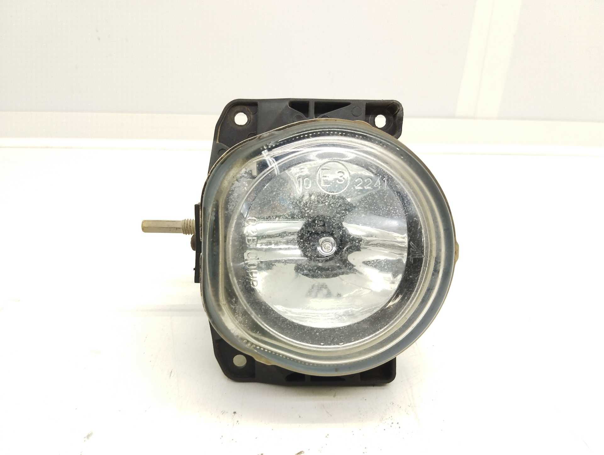 Recambio de faro antiniebla izquierdo para fiat linea (110) 1.3 16v jtd cat referencia OEM IAM   