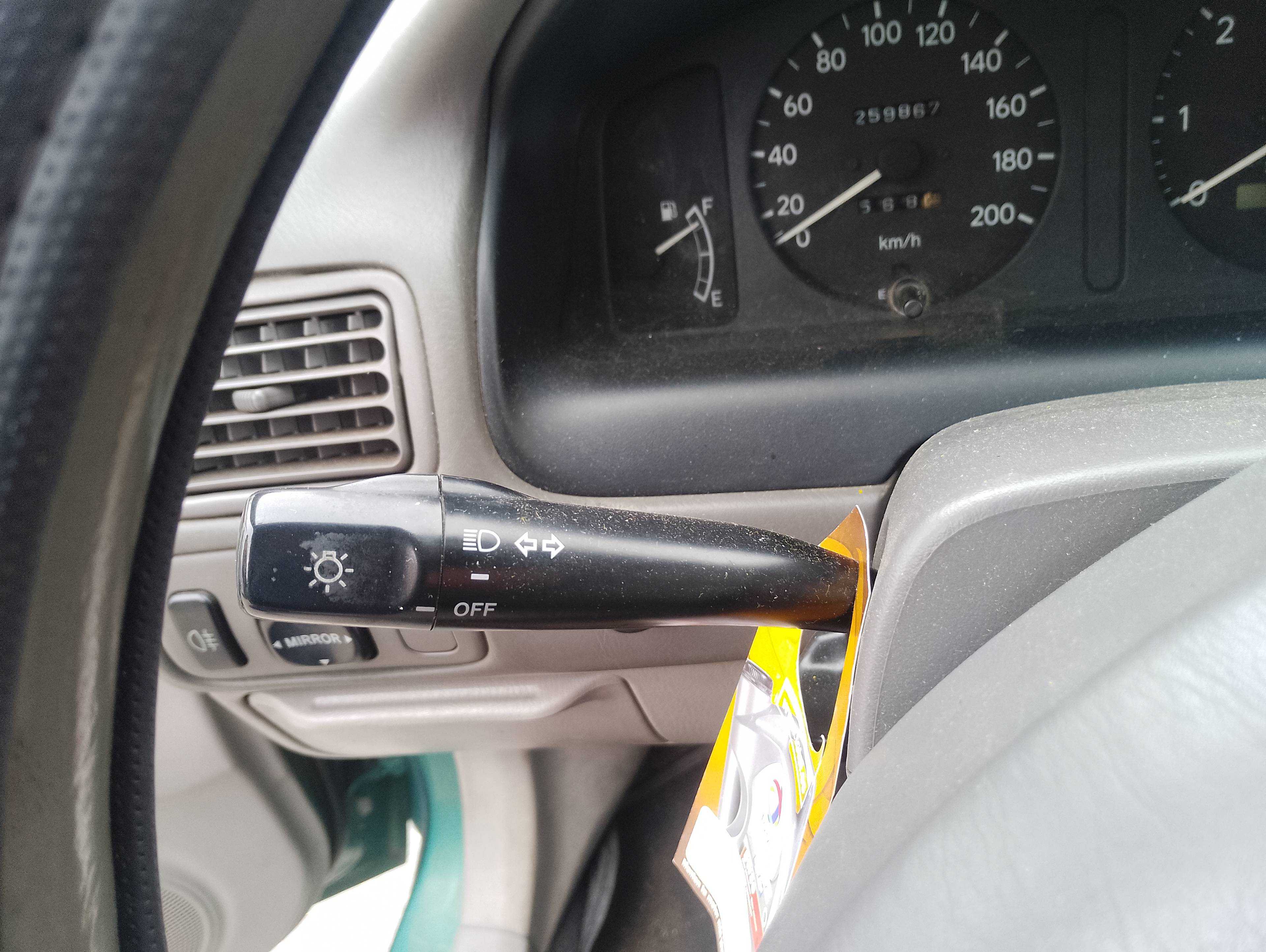 Recambio de mando intermitentes para toyota corolla (_e11_) 2.0 d-4d (cde110_) referencia OEM IAM   