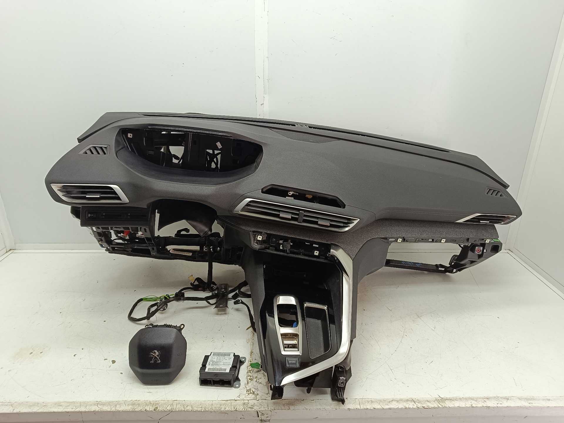 Recambio de kit airbag para peugeot 3008 active referencia OEM IAM 9824811680 98230181 