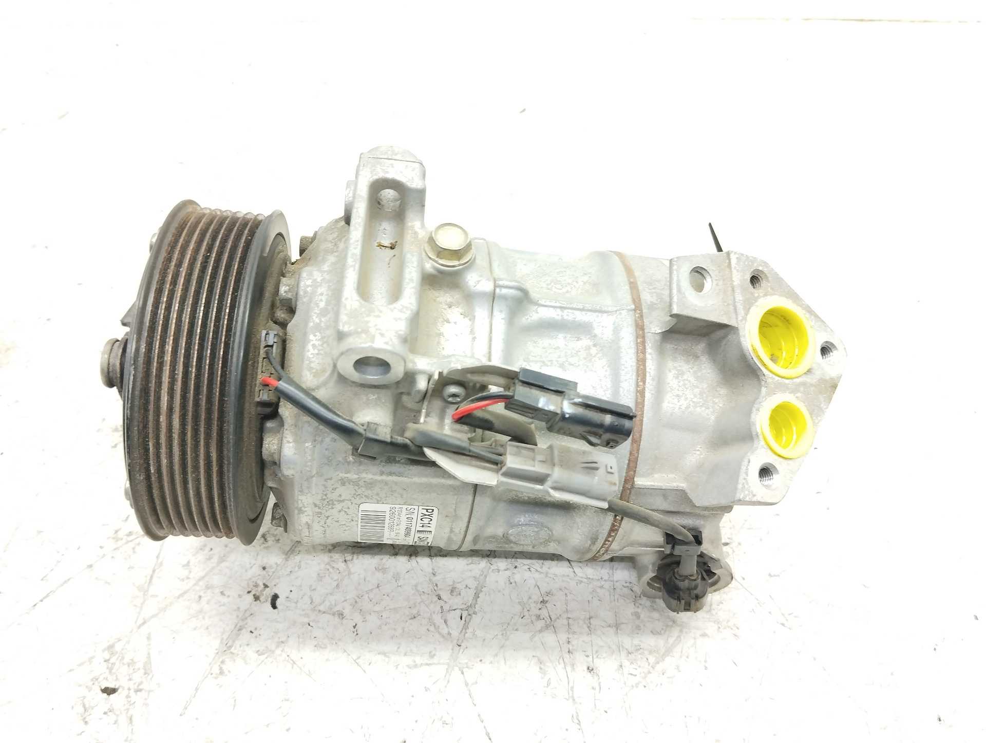 Recambio de compresor aire acondicionado para renault scenic iv zen referencia OEM IAM 926001268R  