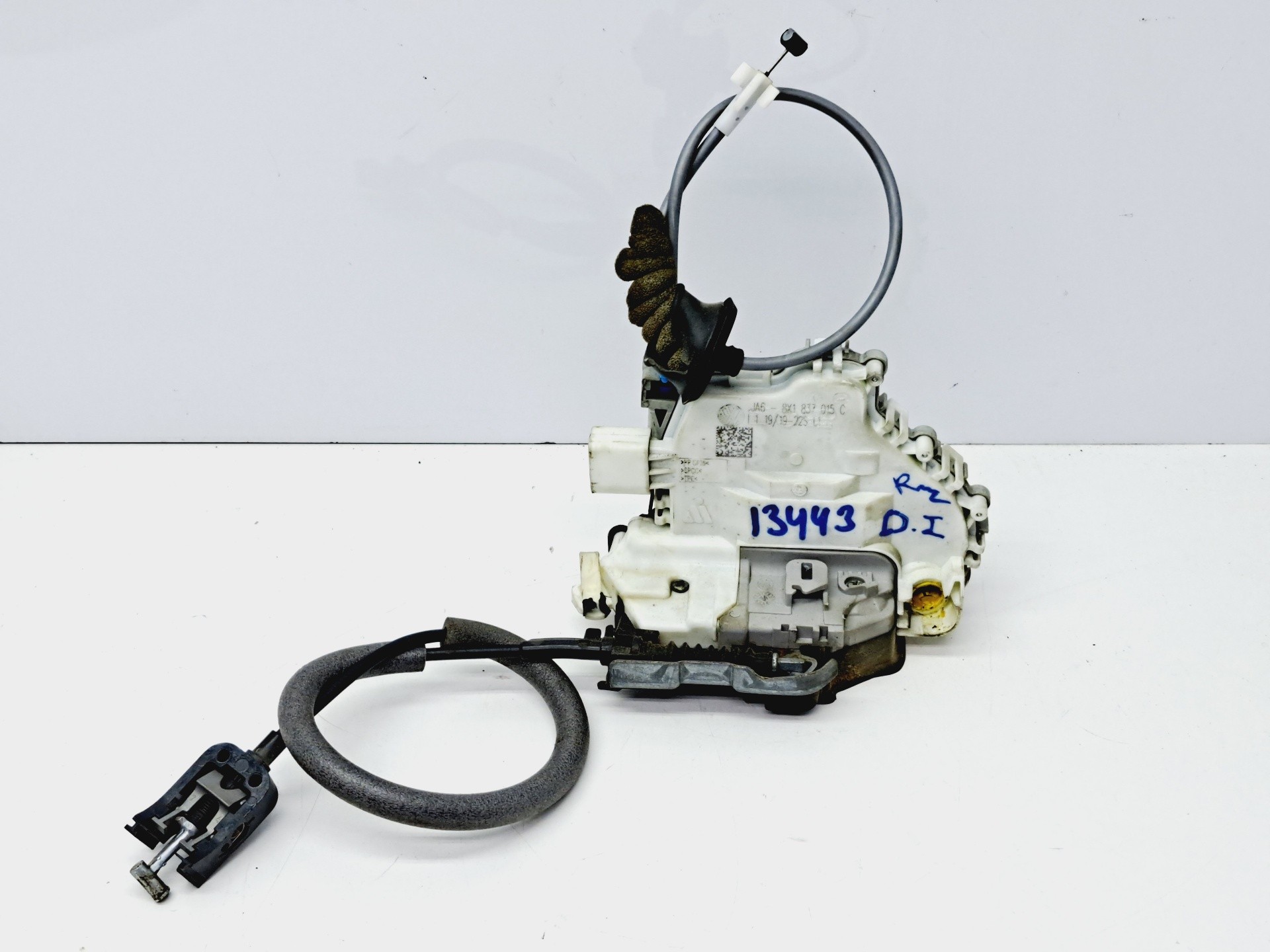 Recambio de cerradura puerta delantera izquierda para audi a3 sportback (8vf) 30 tdi design referencia OEM IAM 8X1837015C  
