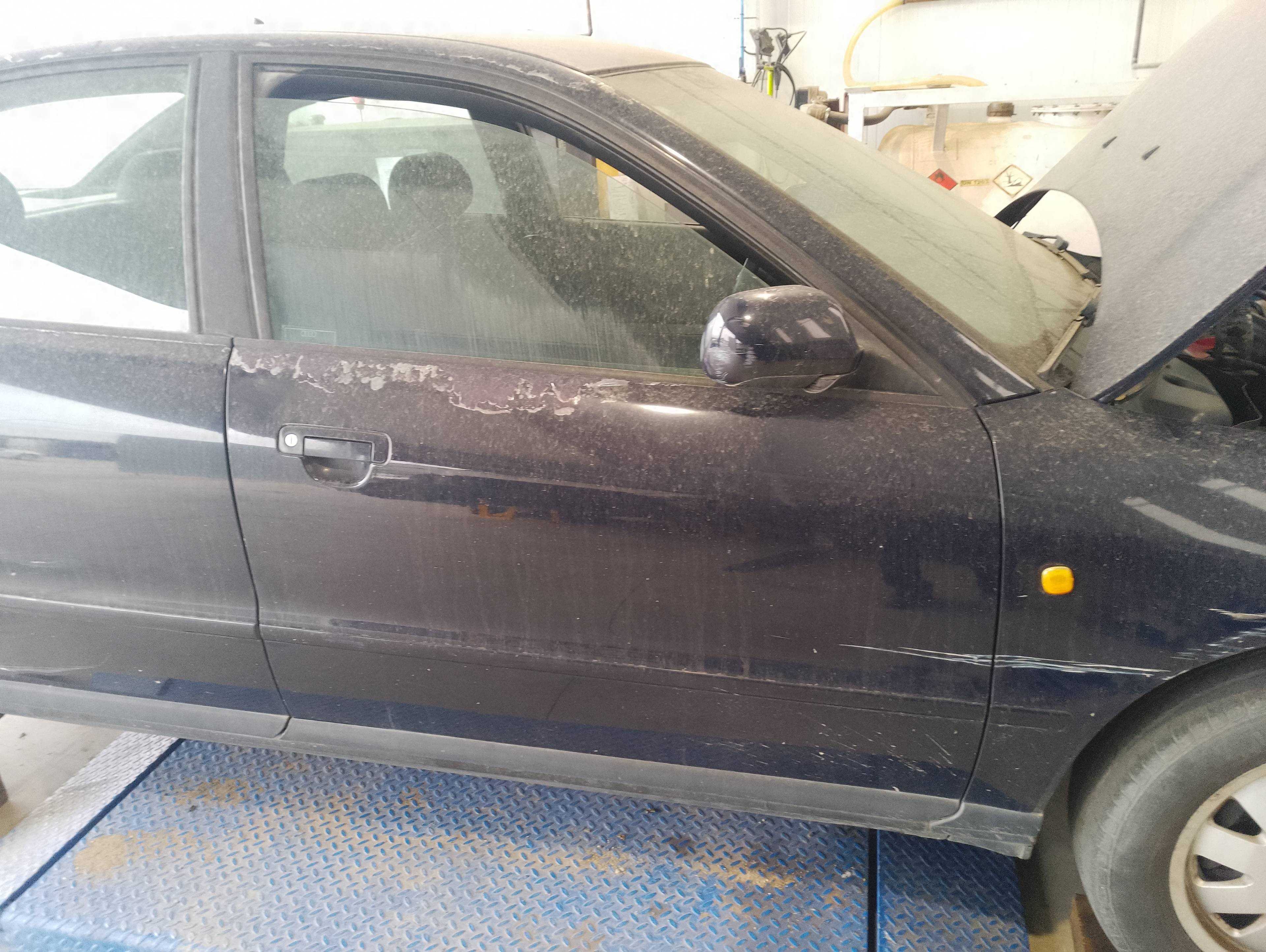 Recambio de puerta delantera derecha para audi a4 berlina (b5) 1.8 referencia OEM IAM   