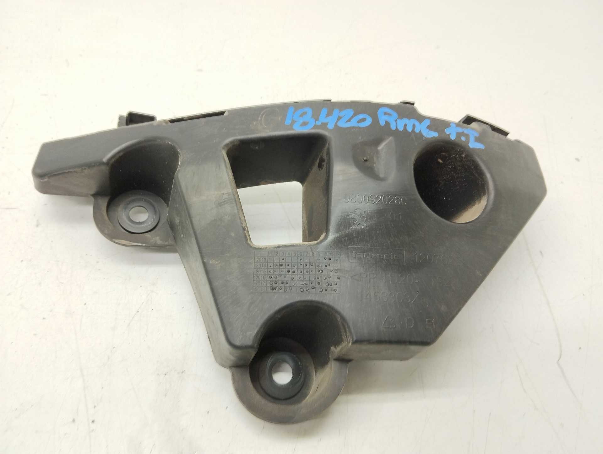 Recambio de soporte paragolpes trasero para peugeot 308 sw access referencia OEM IAM 9800920080  