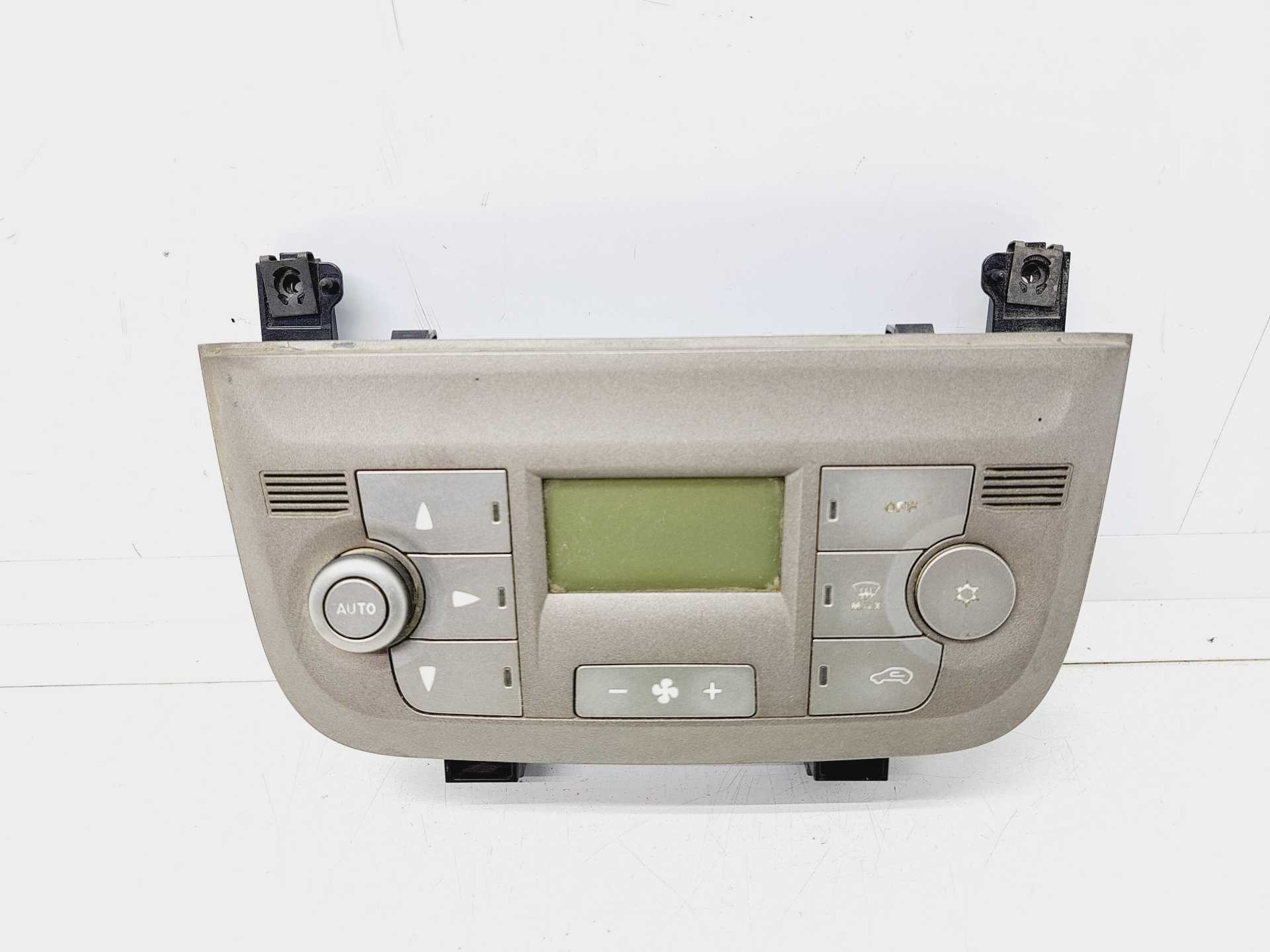 Recambio de mando climatizador para fiat linea (110) 1.3 16v jtd cat referencia OEM IAM 735459252  