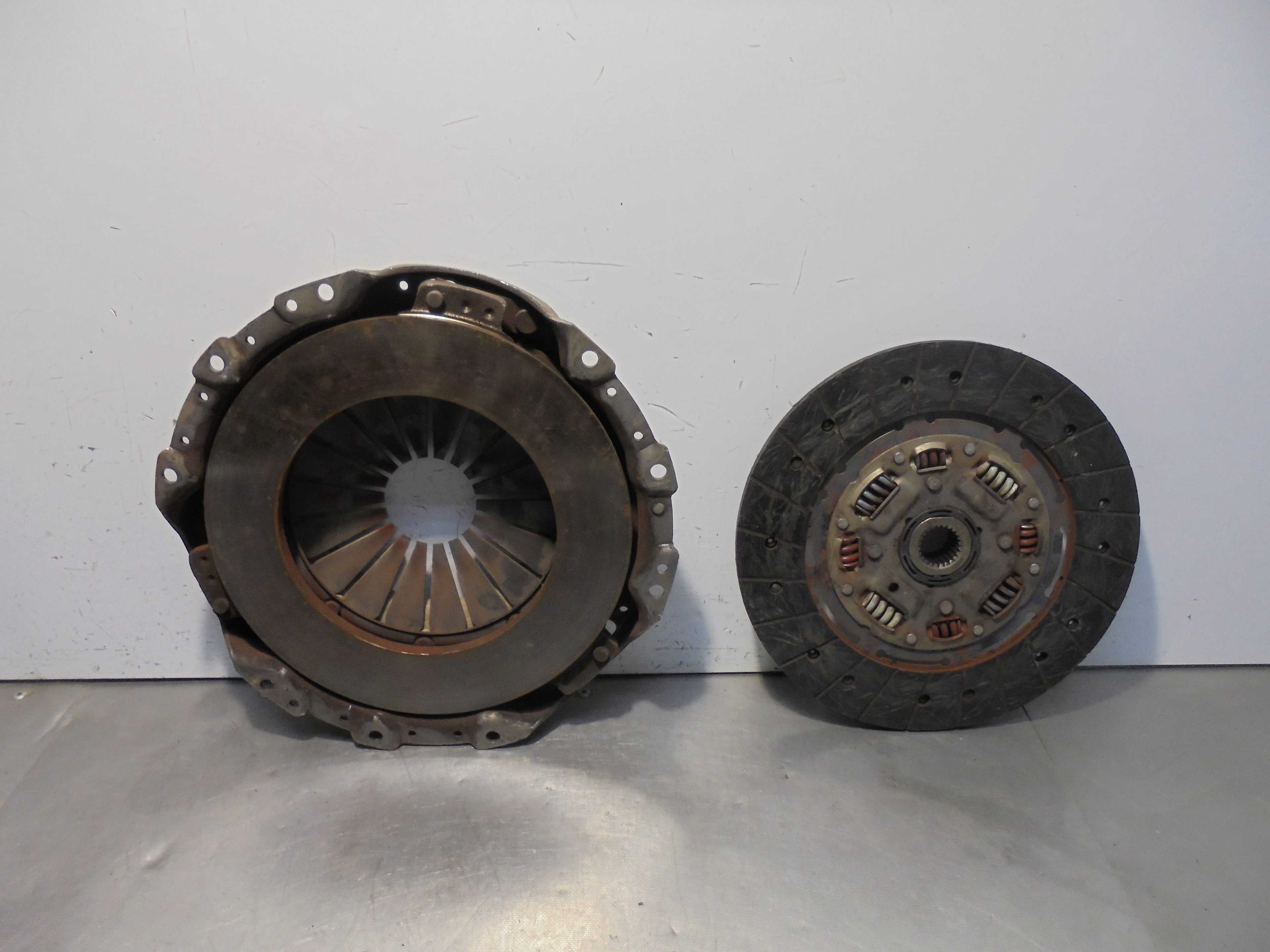 Recambio de kit embrague para nissan patrol (k/w260) referencia OEM IAM   