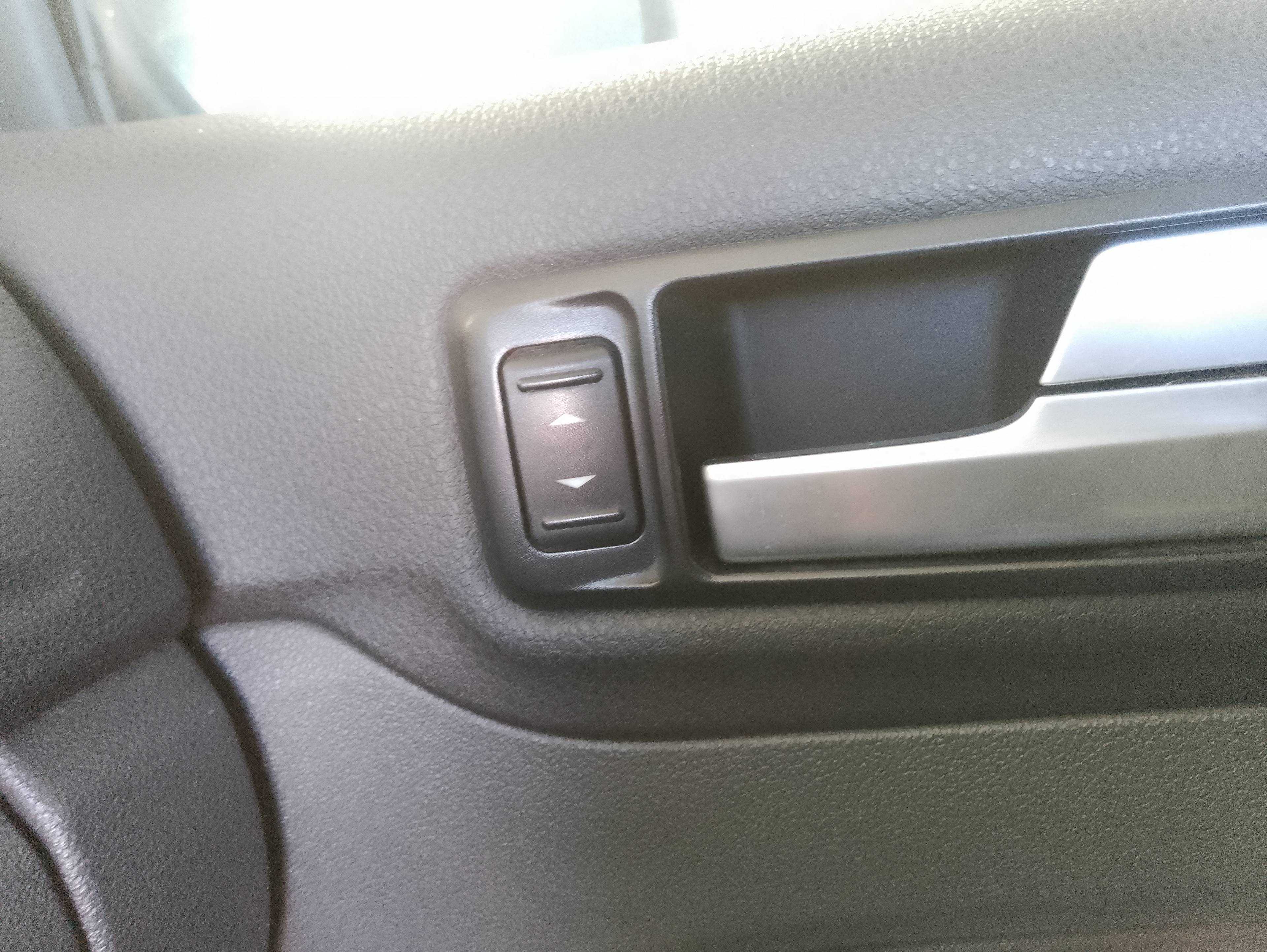 Recambio de mando elevalunas delantero derecho para ford focus berlina (cap) ambiente (d) referencia OEM IAM   