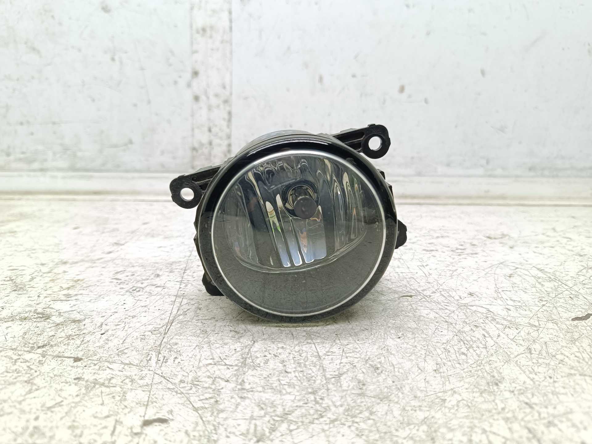Recambio de faro antiniebla derecho para renault kadjar bose edition referencia OEM IAM 261503971R 90012705 
