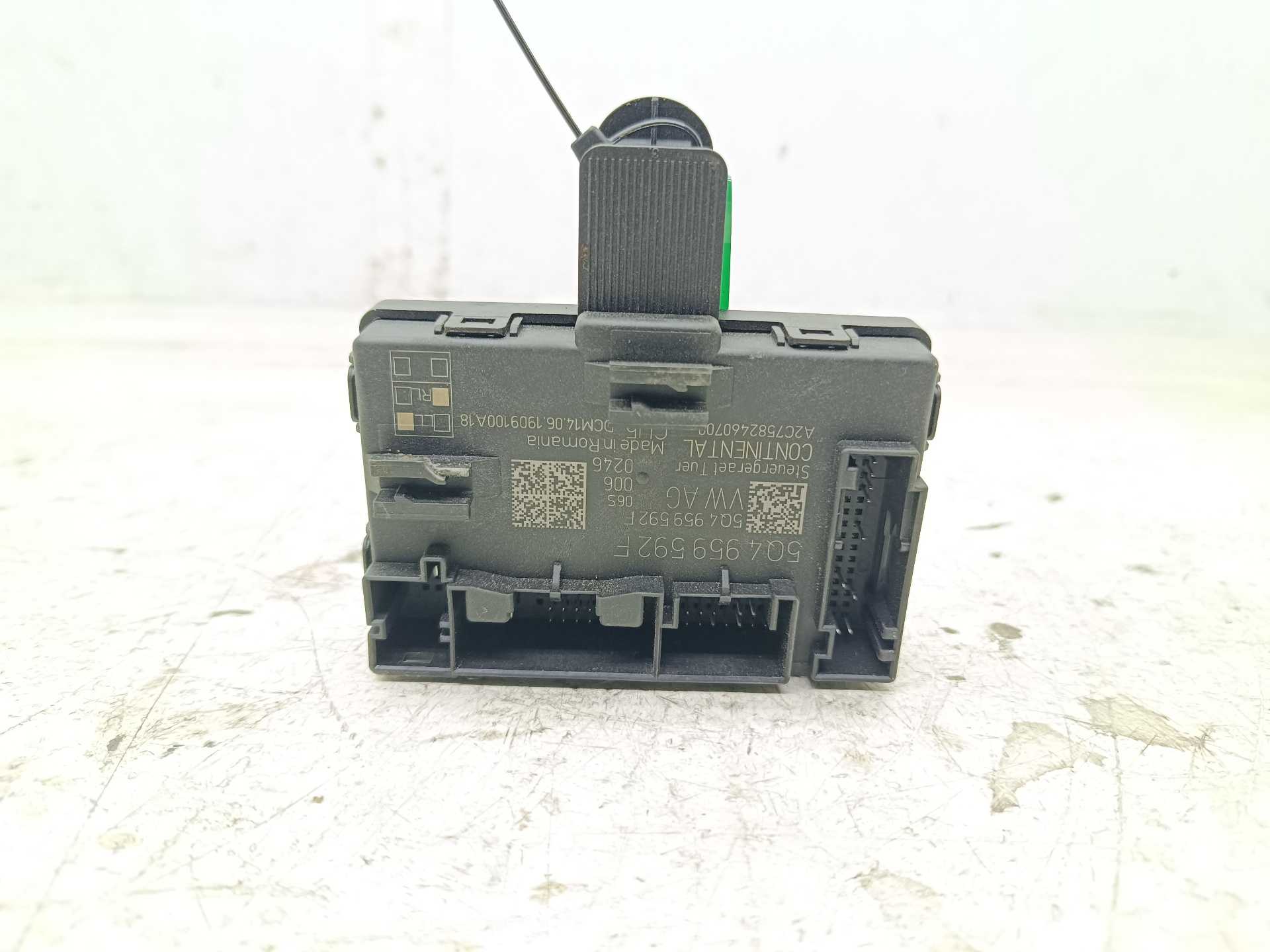 Recambio de centralita gateway para volkswagen t-roc advance r-line referencia OEM IAM 5Q4959592F A2C7582460700 