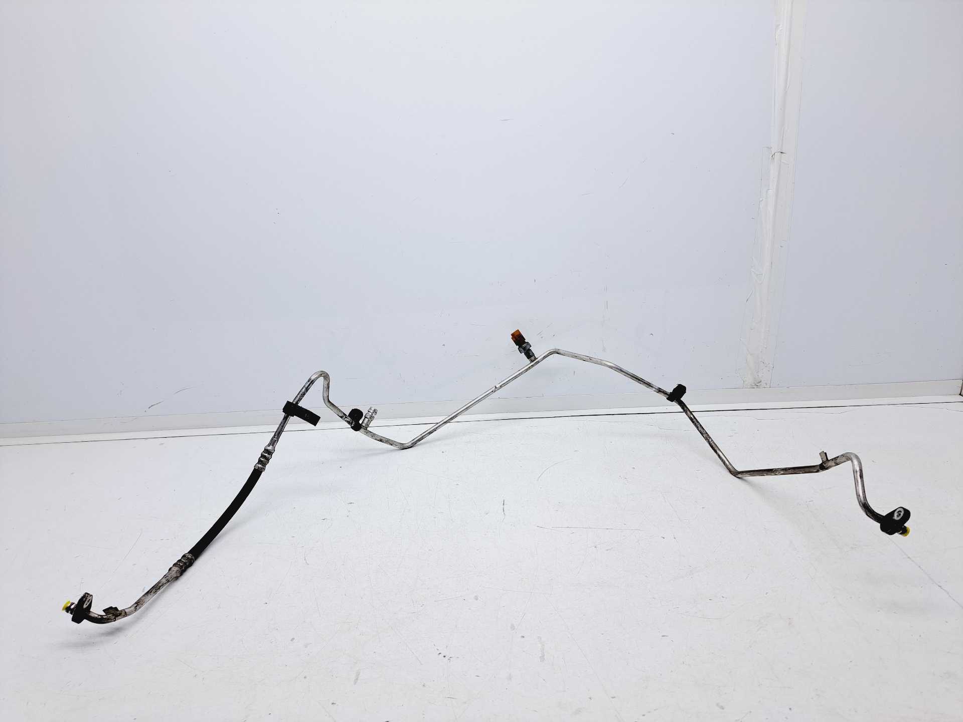 Recambio de tubos aire acondicionado para citroën berlingo cuadro l1 referencia OEM IAM 9681693180  