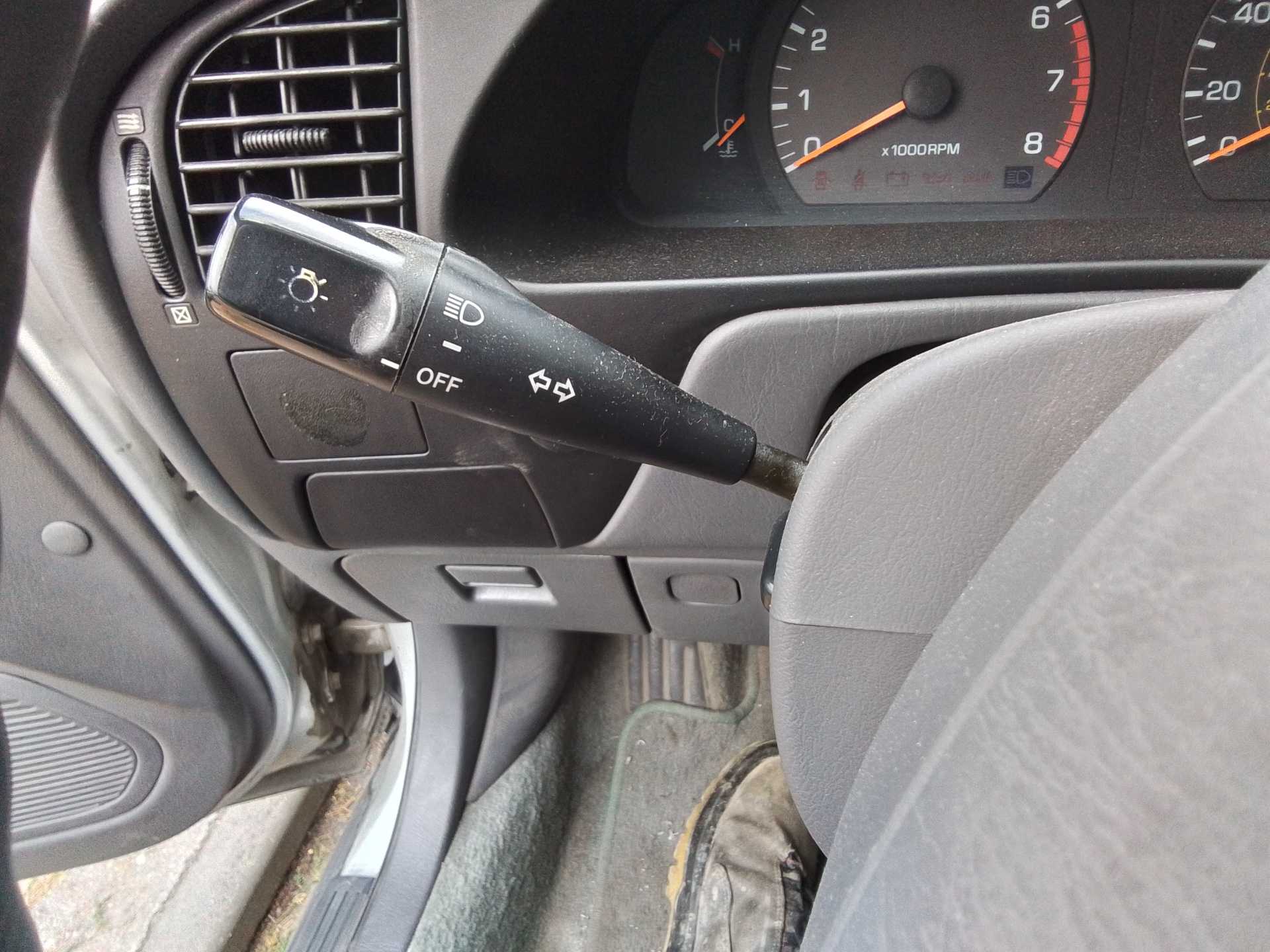 Recambio de mando luces para toyota camry (v10) 2.2 gl referencia OEM IAM   