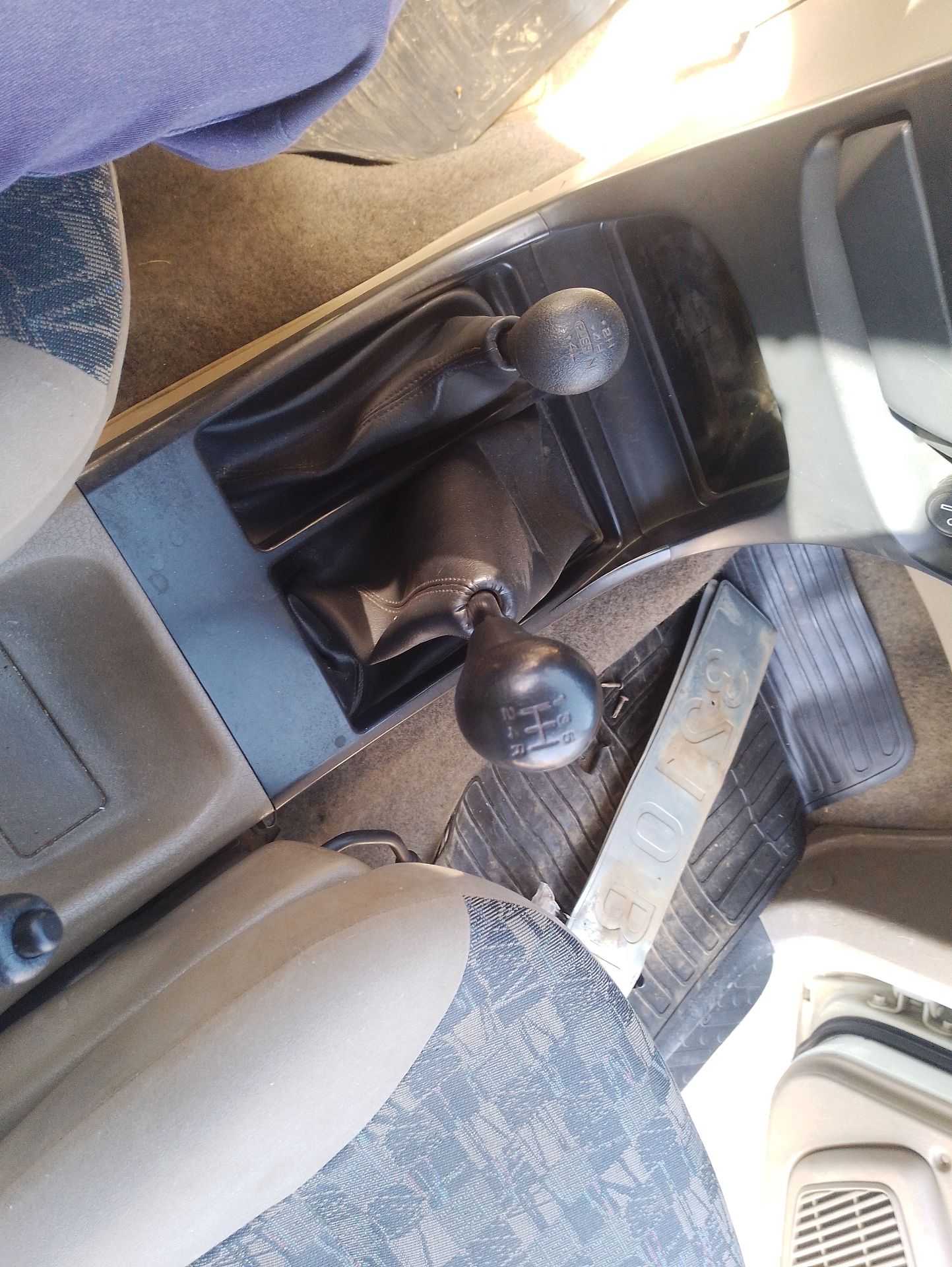 Recambio de palanca cambio para nissan terrano ii (r20) 2.7 tdi 4wd referencia OEM IAM 332740X801 / 3284062G00 / 3284062G00  