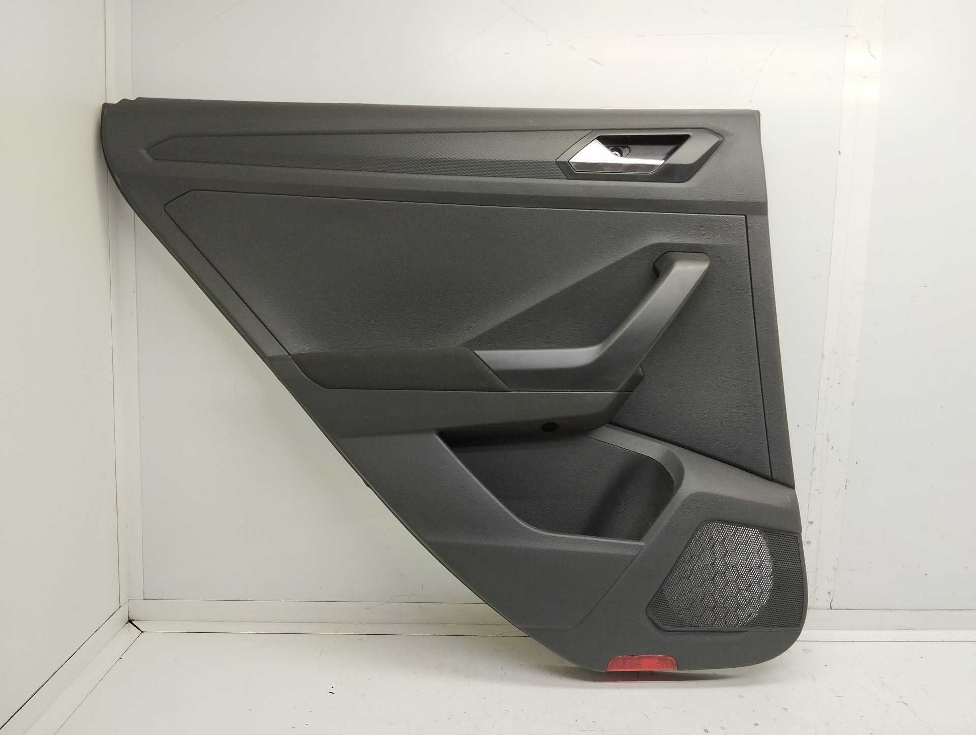 Recambio de guarnecido puerta trasera izquierda para volkswagen t-roc (d11) basis referencia OEM IAM 2GA867211B  