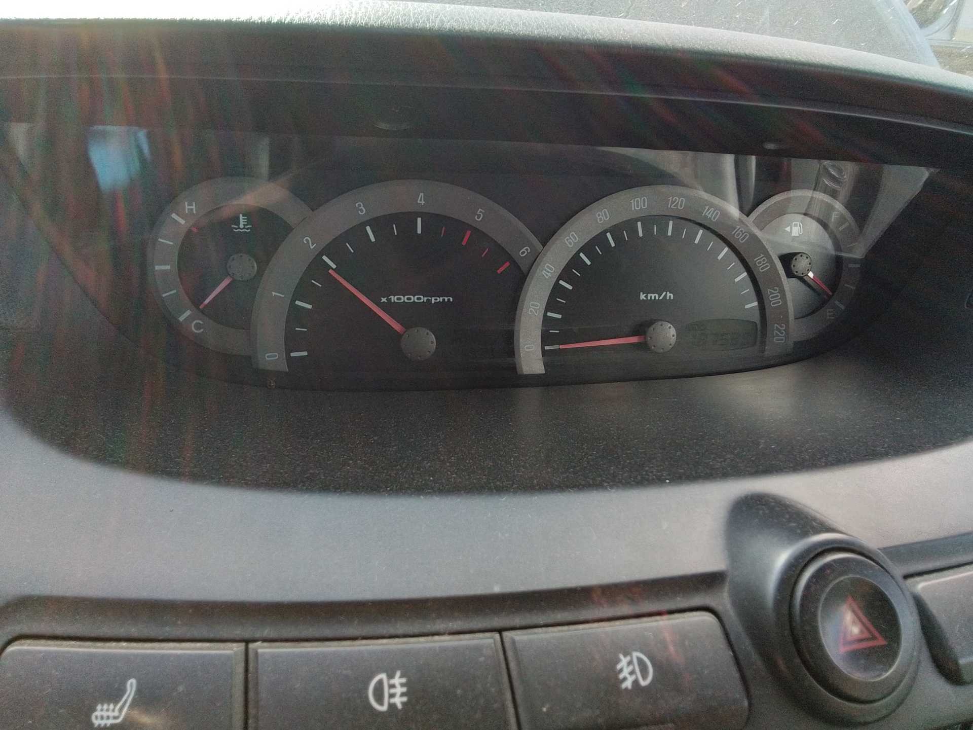 Recambio de cuadro instrumentos para ssangyong rodius xdi referencia OEM IAM   