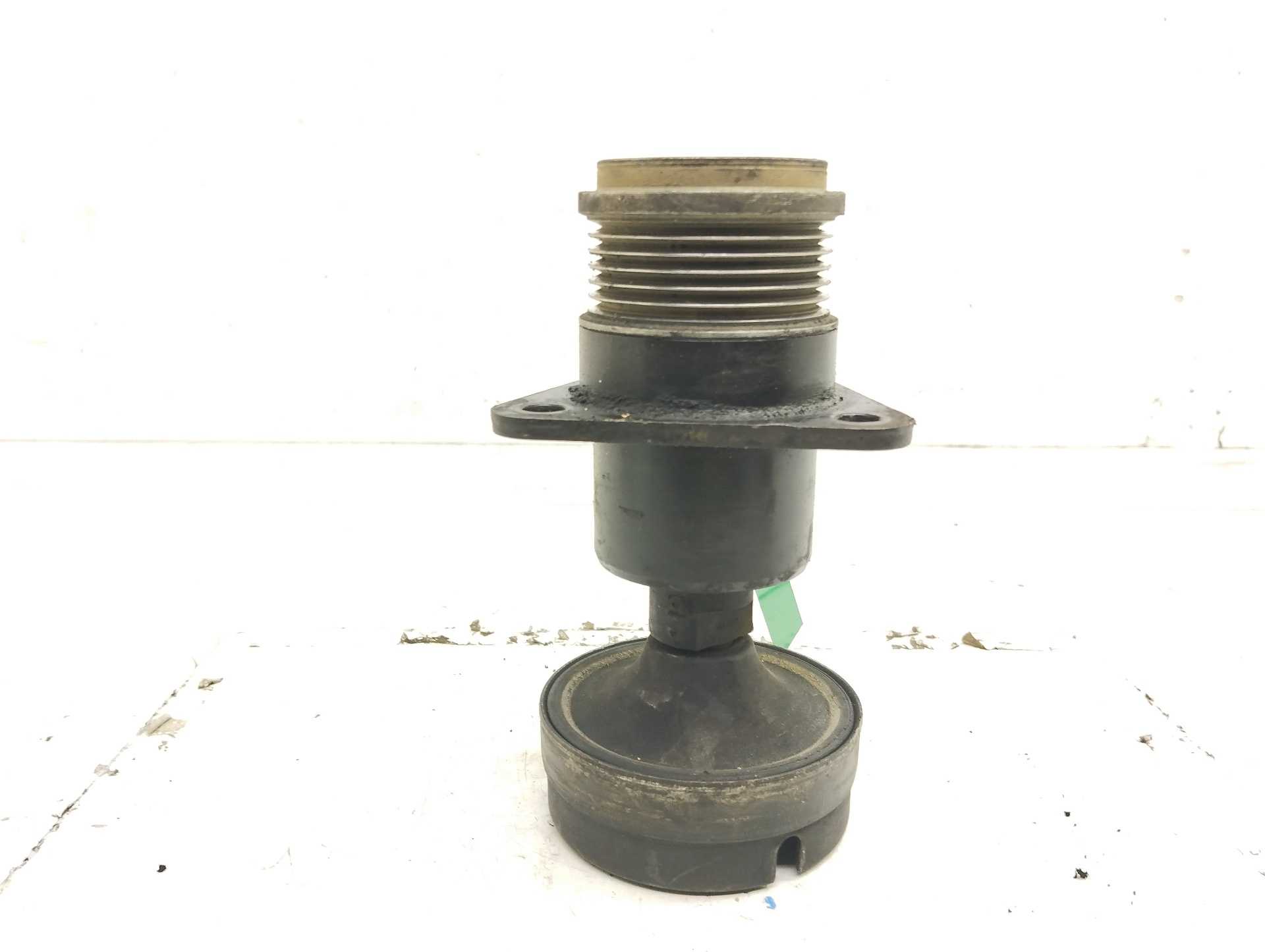 Recambio de polea alternador para ford focus berlina (cak) ghia referencia OEM IAM  1477441 3 TORNILLOS