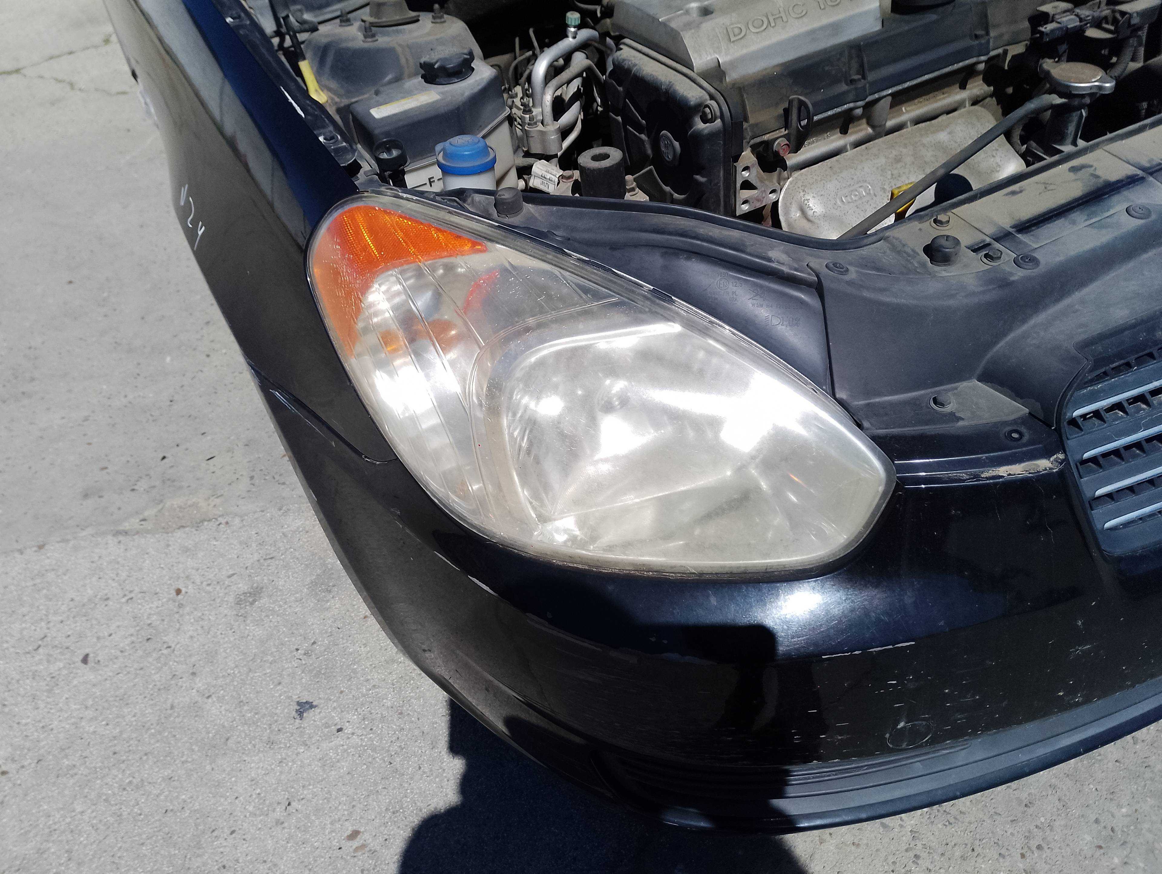 Recambio de faro derecho para hyundai accent (mc) gl referencia OEM IAM   