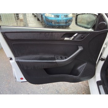 Recambio de guarnecido puerta delantera izquierda para skoda rapid 1.6 tdi dpf referencia OEM IAM   