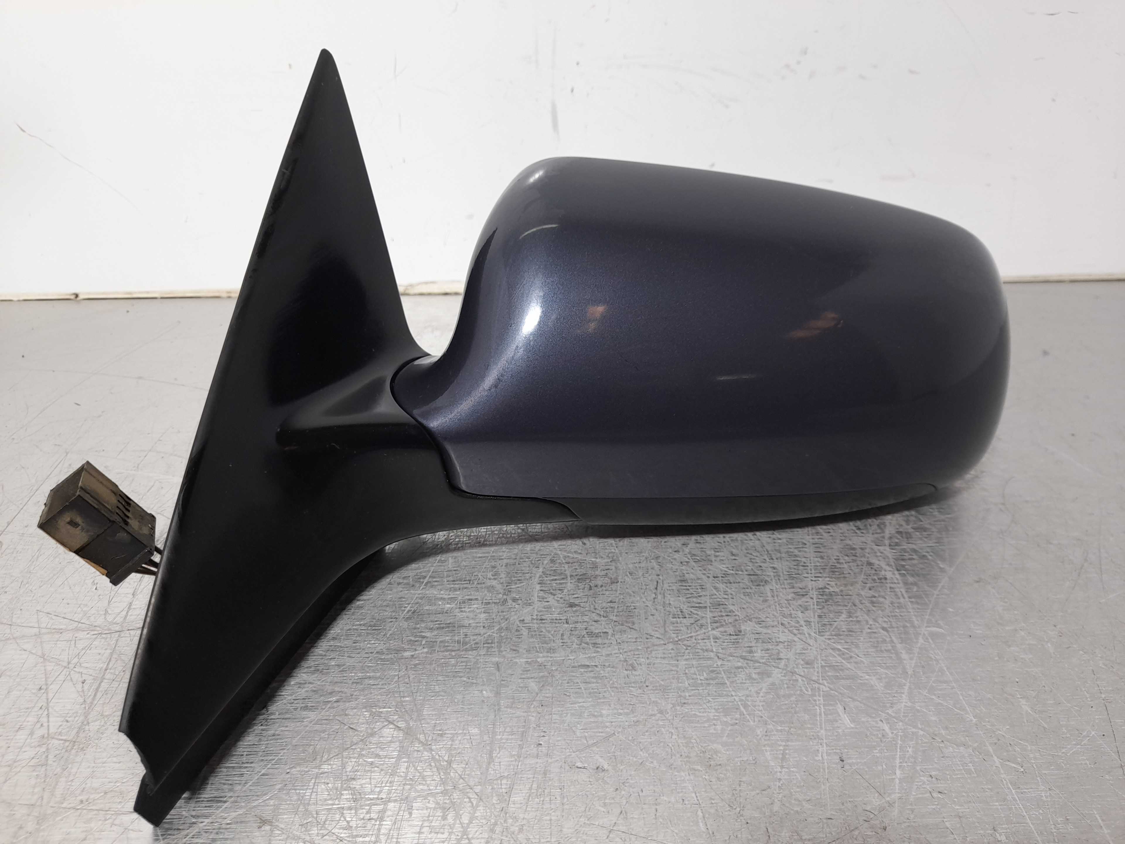 Recambio de retrovisor izquierdo para audi a6 avant (4b5) 1.9 tdi referencia OEM IAM   