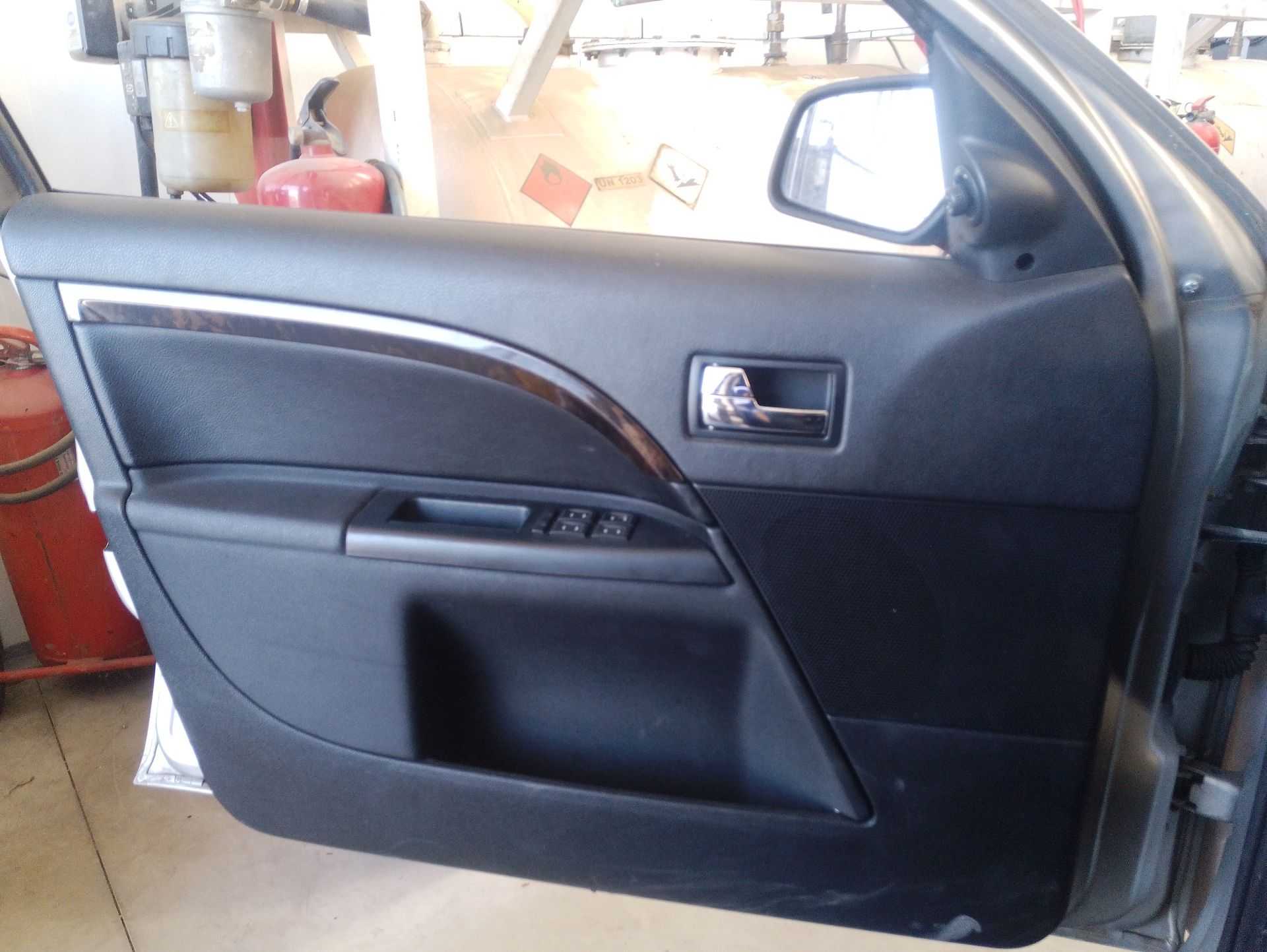 Recambio de guarnecido puerta delantera izquierda para ford mondeo iii (b5y) 2.0 tdci referencia OEM IAM   