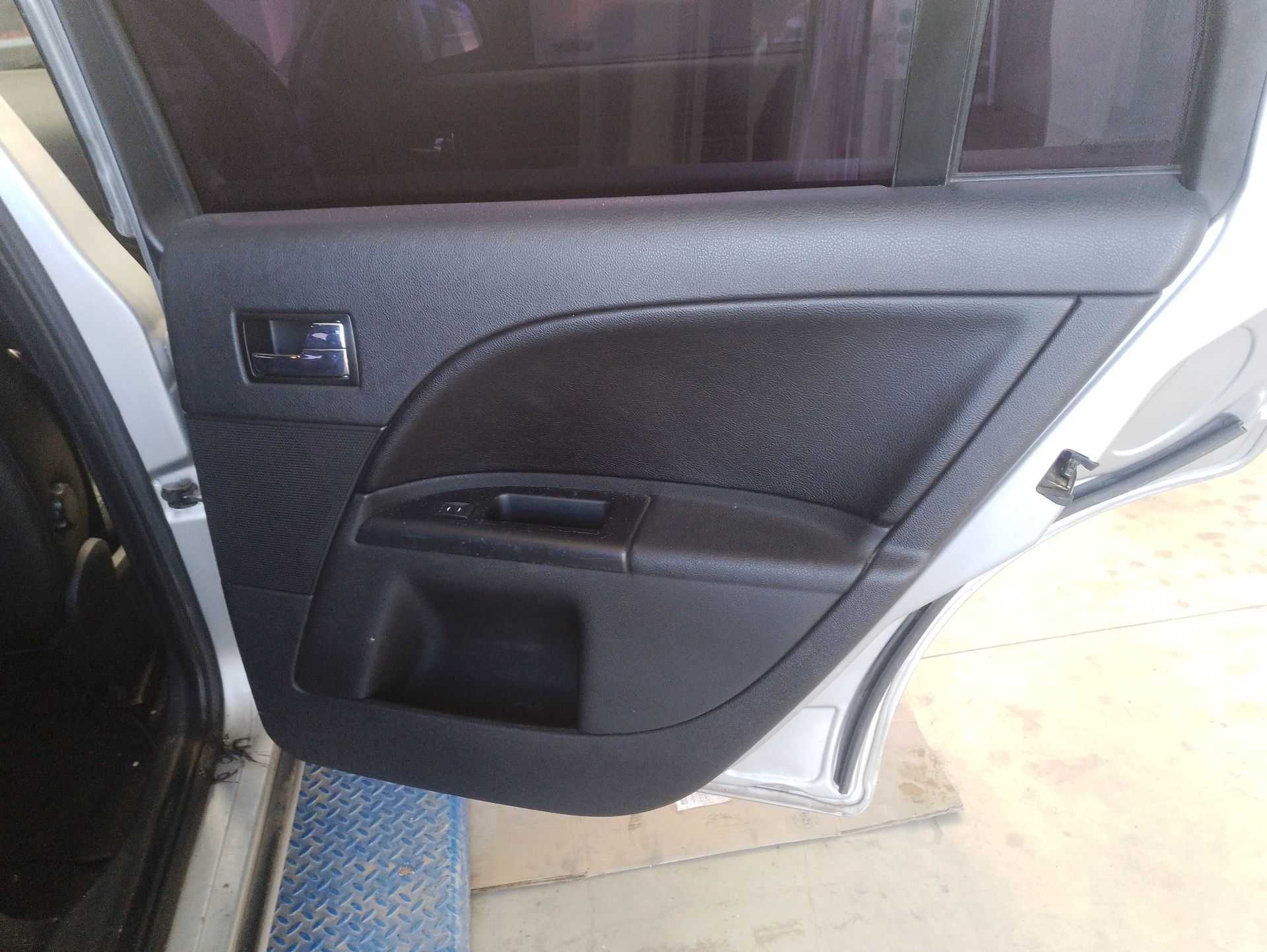 Recambio de guarnecido puerta trasera derecha para ford mondeo iii (b5y) 2.0 tdci referencia OEM IAM   