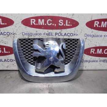Recambio de rejilla delantera para peugeot partner kasten confort l1 referencia OEM IAM   