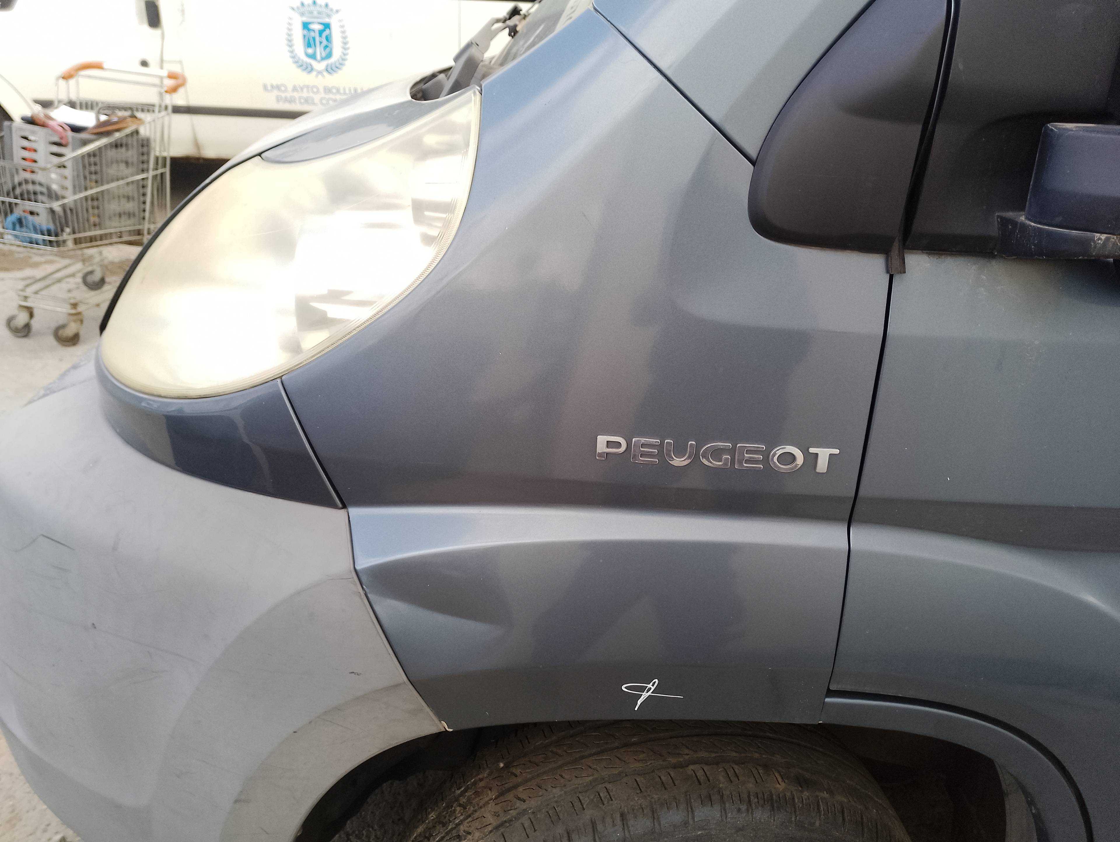 Recambio de aleta delantera izquierda para peugeot boxer kombi (rs3000)(333) hdi standart (330) referencia OEM IAM   