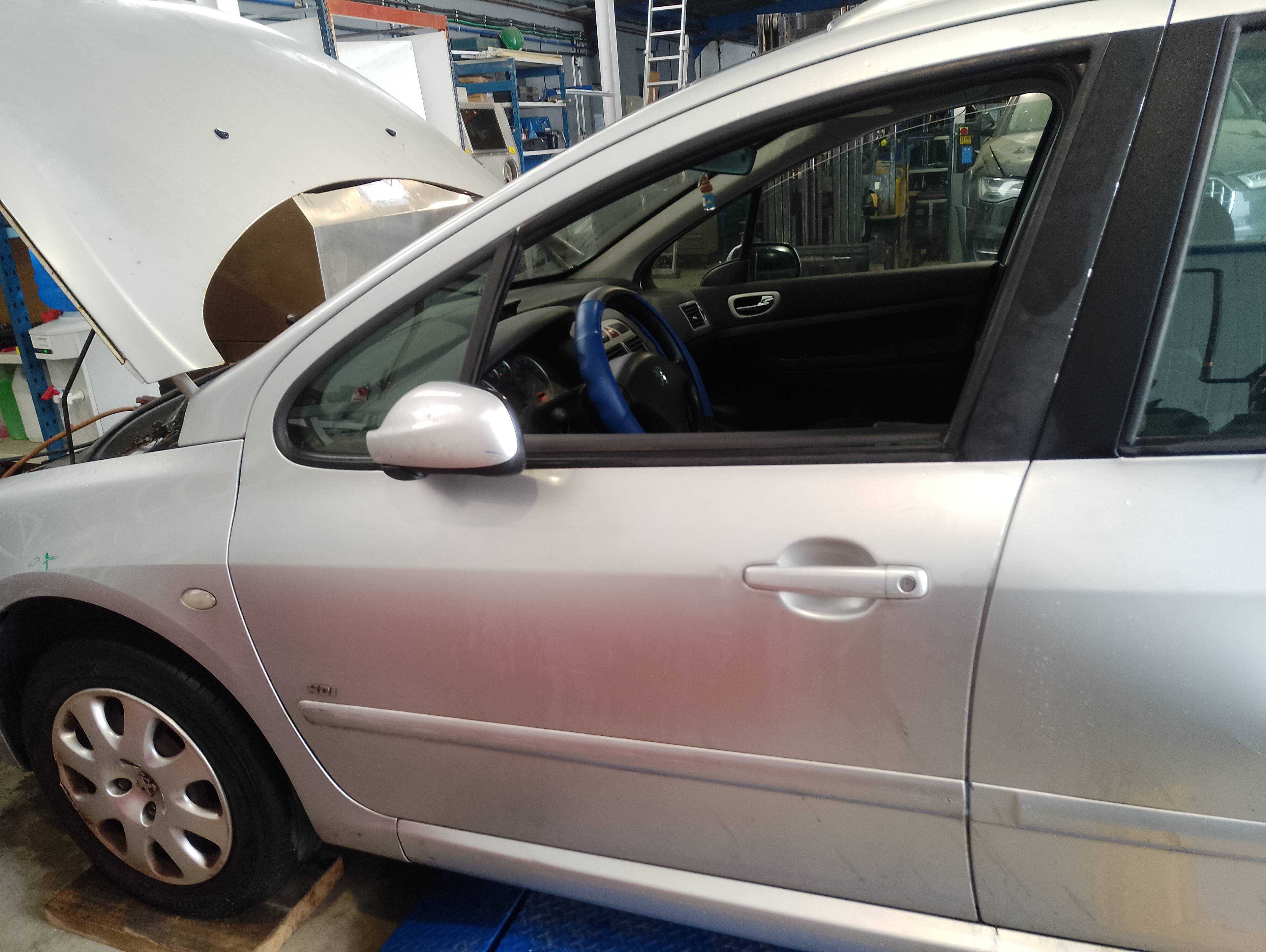 Recambio de puerta delantera izquierda para peugeot 307 (s1) xr referencia OEM IAM   