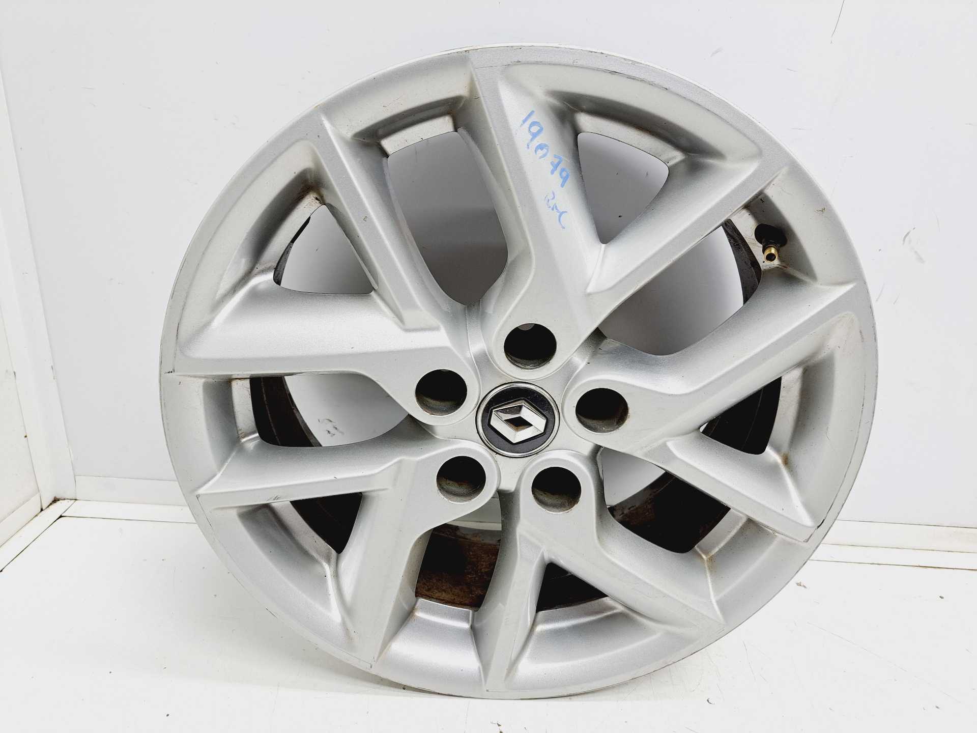 Recambio de llanta para renault kadjar bose edition referencia OEM IAM 403002509R R17 