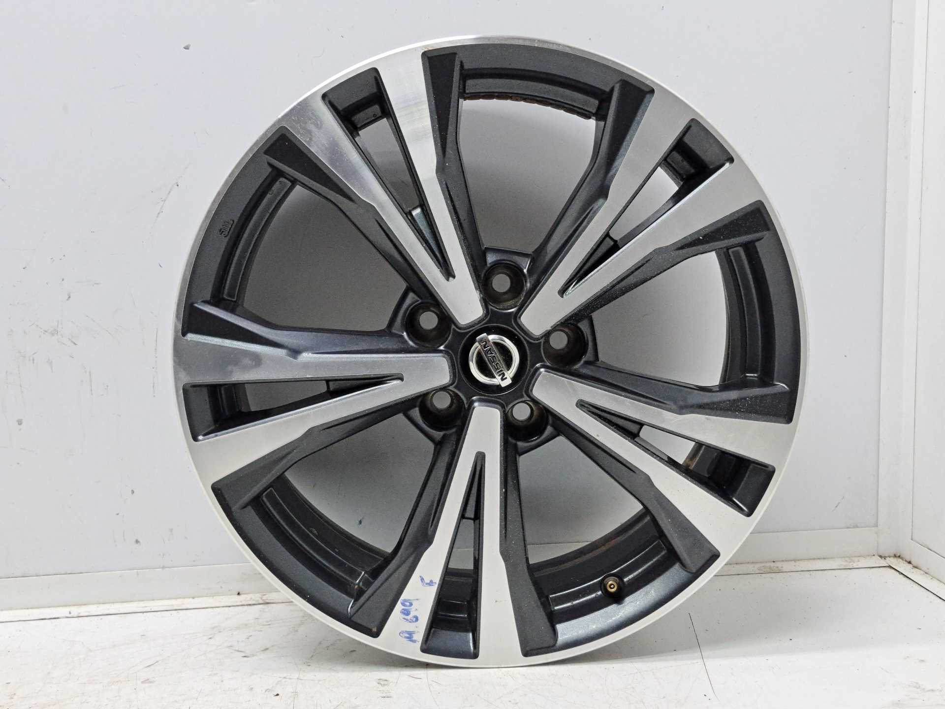 Recambio de llanta para nissan qashqai (j11) n-style referencia OEM IAM R18 hv03bmb94 