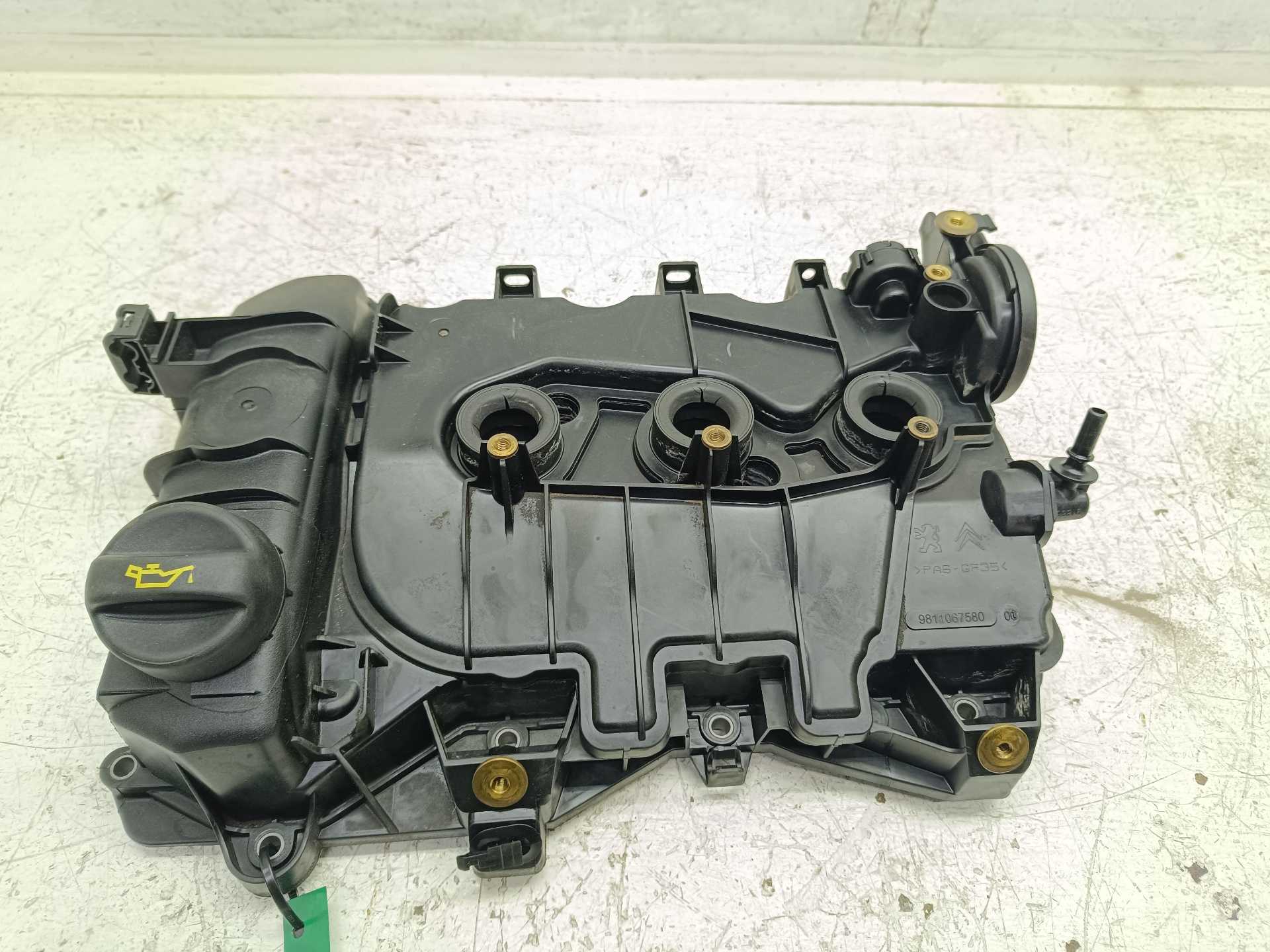 Recambio de tapa balancines para peugeot 208 style referencia OEM IAM 9811067580  