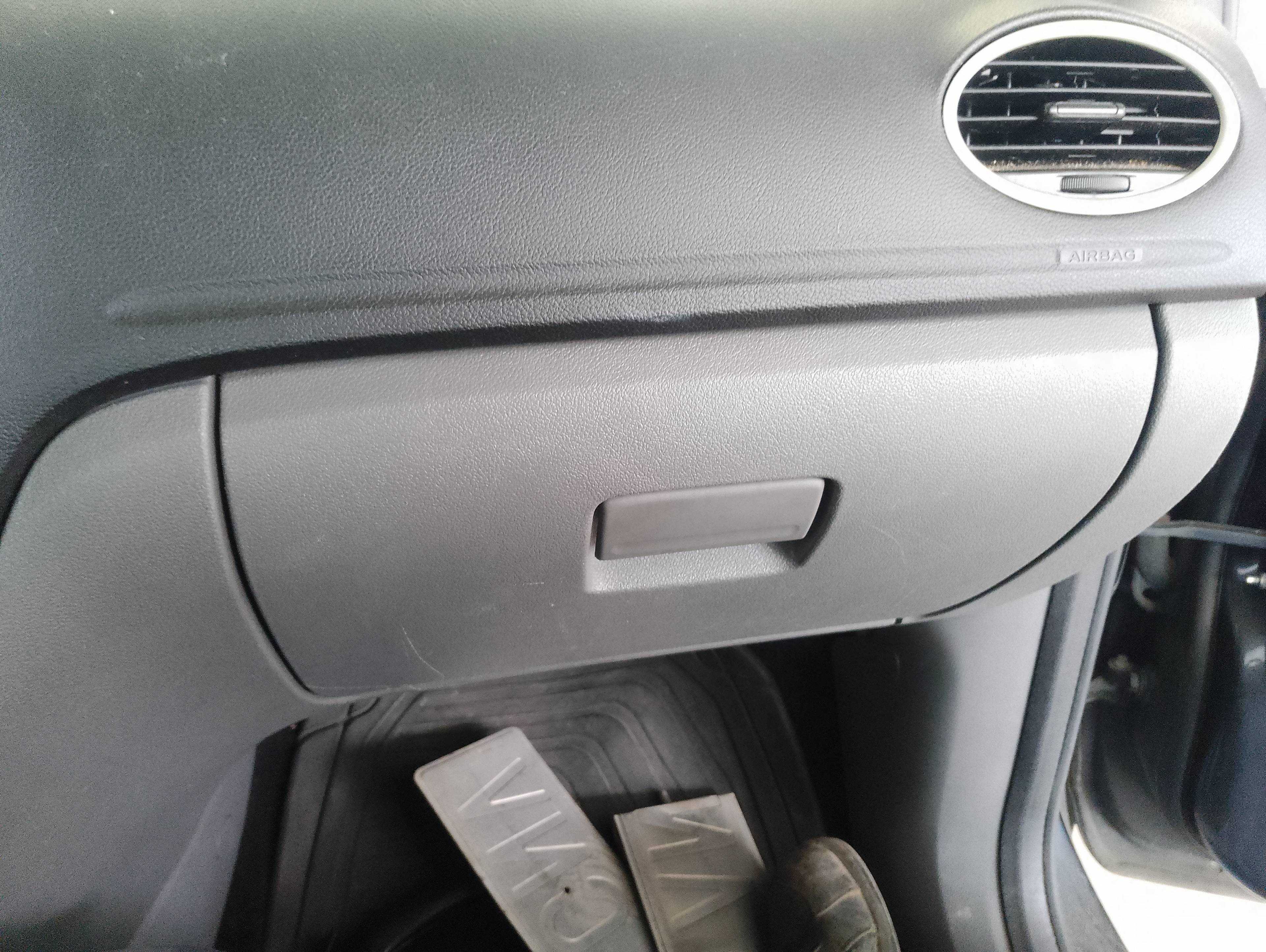 Recambio de guantera para ford focus berlina (cap) ambiente (d) referencia OEM IAM   