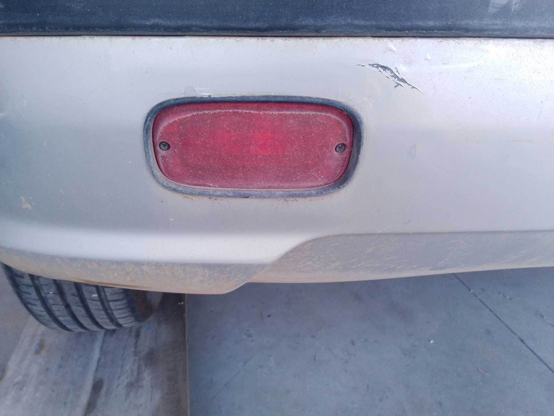 Recambio de faro antiniebla trasero izquierdo para hyundai getz (tb) 1.3 referencia OEM IAM   