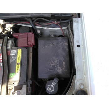 Recambio de caja reles / fusibles para chevrolet aveo sedán lt+ referencia OEM IAM   