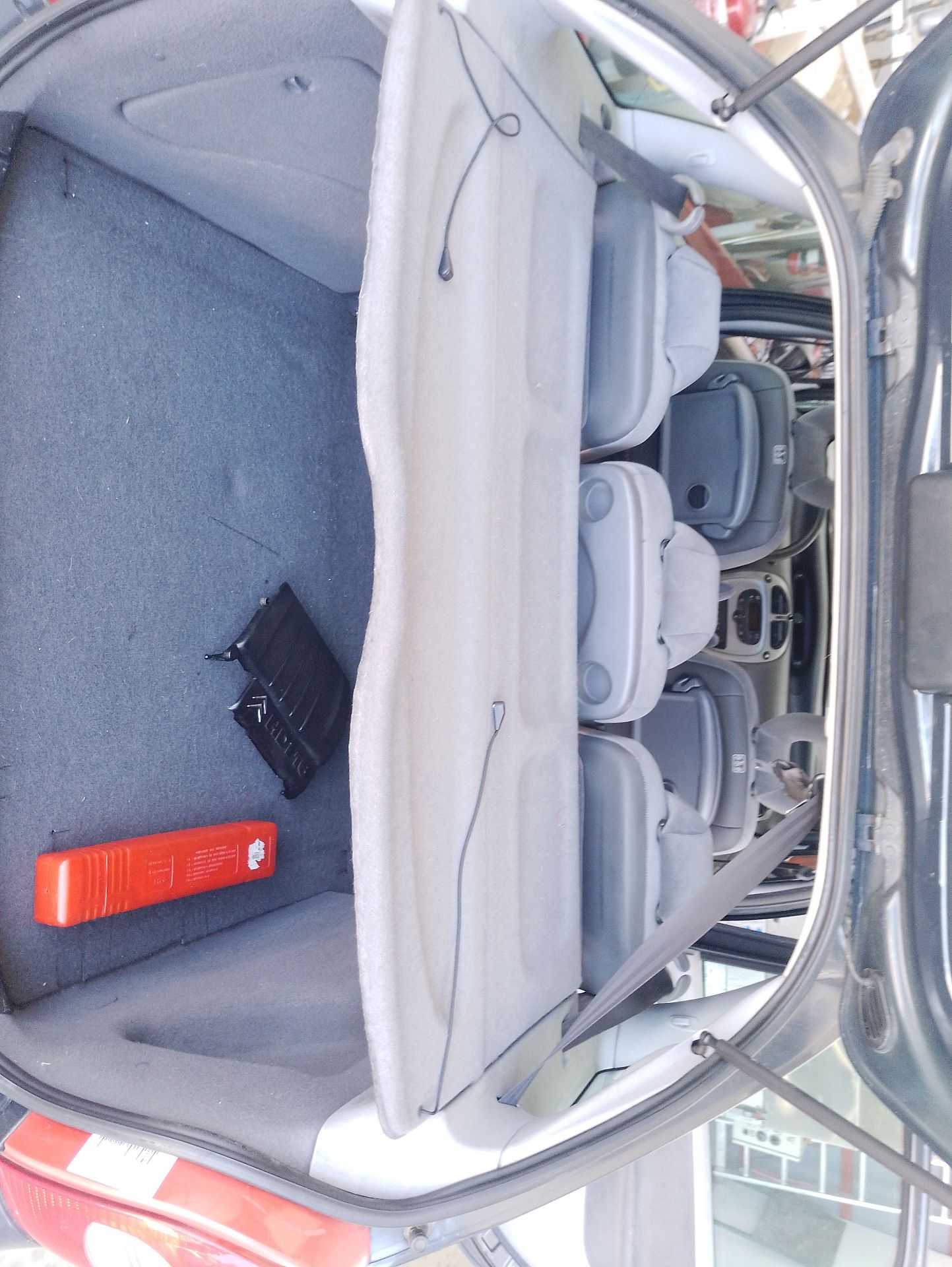 Recambio de bandeja trasera para citroën xsara picasso (n68) 1.6 hdi referencia OEM IAM 8794JV  